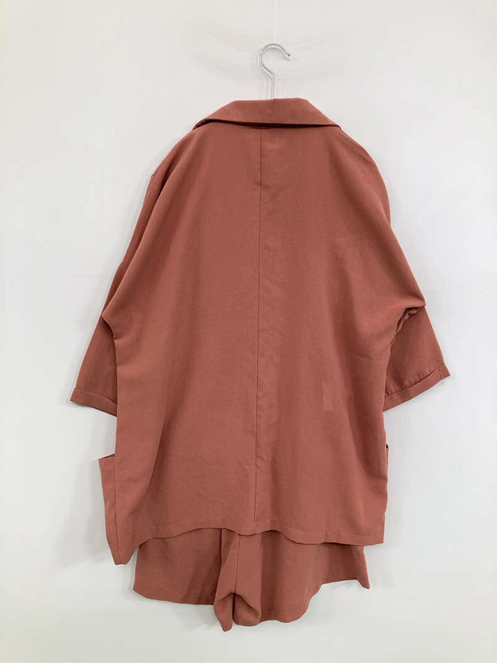 https://r2-worker.digdig.jp/product/a3d8de80-4664-45bb-a02d-a23918221940/0a3f9dd0-7183-448c-9890-a130d4979217