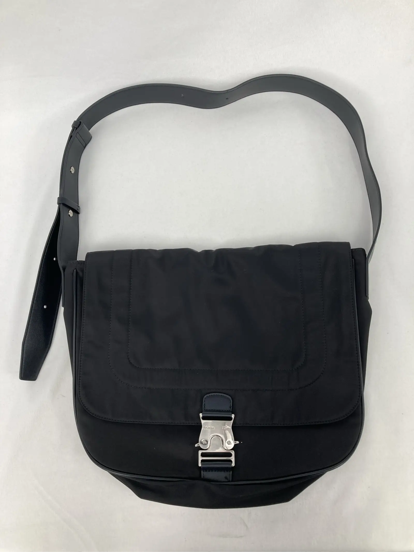 https://r2-worker.digdig.jp/product/a3f0afe1-5537-4e31-8908-4619342119dc/a2110685-8911-4f00-a52b-b9f7fbbc0076