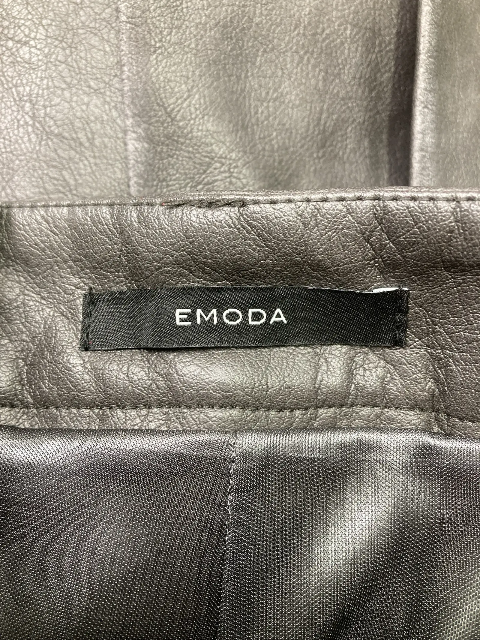 https://r2-worker.digdig.jp/product/a44cab03-c07e-4473-a665-7a84d15e273f/f2868fab-e8eb-49df-905e-9ada922a8706