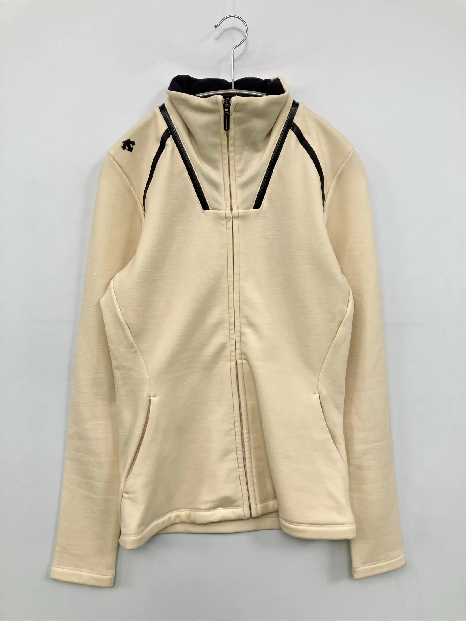 https://r2-worker.digdig.jp/product/a4515b8a-29f8-4bae-9cc2-f9874ee51b47/8fb981a0-2373-4c57-bee7-9a4f7a821645