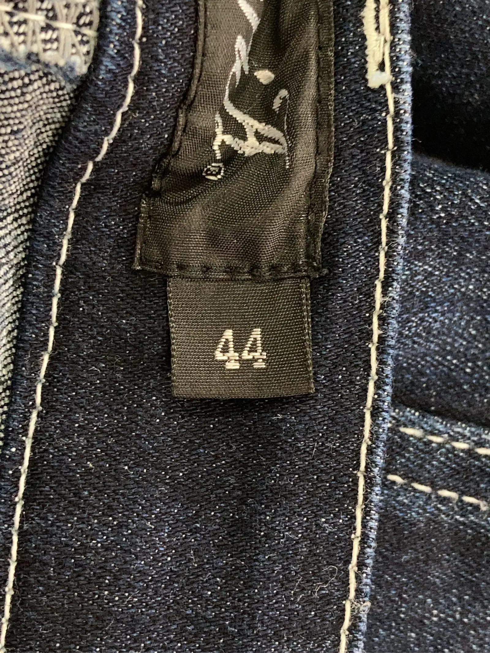 https://r2-worker.digdig.jp/product/a4d3a0cc-17c7-4eeb-b397-d187252964fa/a4536a94-105a-4efd-a759-898c2d7285c4