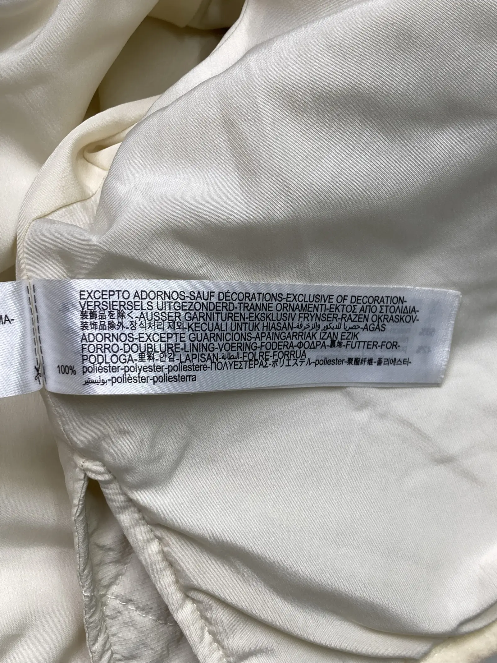 https://r2-worker.digdig.jp/product/a4dad758-60f7-481b-8dea-8744306c1315/0f1dbe56-660d-490b-8c7b-520461fd94a7