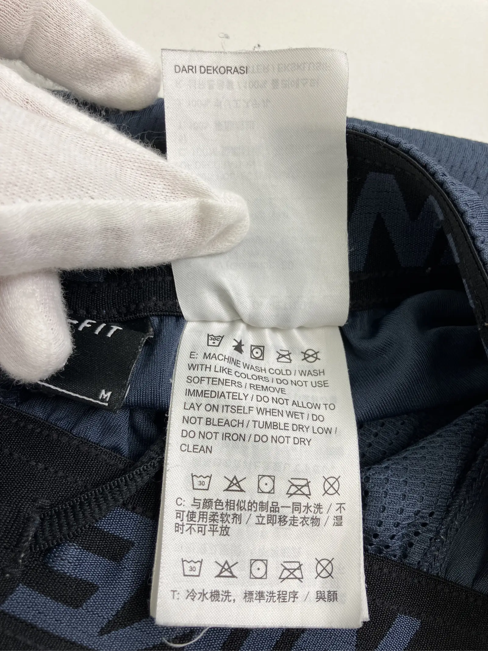 https://r2-worker.digdig.jp/product/a57ab684-10f6-4aac-97bf-af4966ba22ec/ff60b599-d25b-4525-af08-a4fbedd30acb