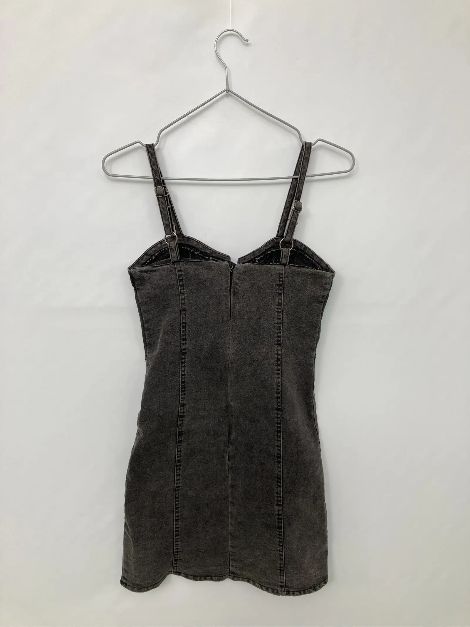 https://r2-worker.digdig.jp/product/a58735d1-96d5-4f74-9578-61abd944a65b/0e1956dc-a5da-4894-81d2-88af380ebf7e