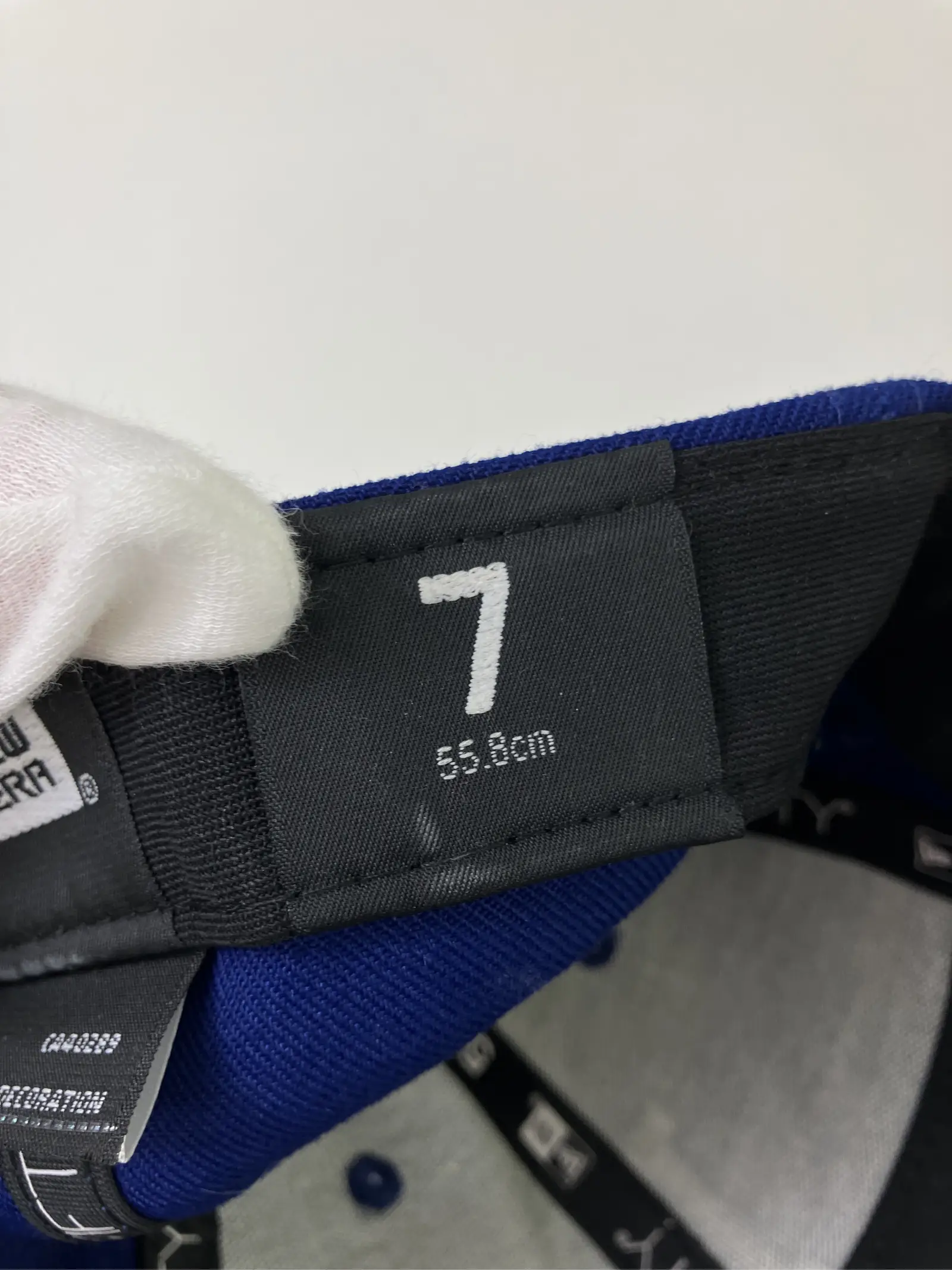 https://r2-worker.digdig.jp/product/a6b0a7c6-5cb7-4abe-aa8e-d9f934d32f01/c8f75985-8041-41e8-8bbf-3fdeccc282a1