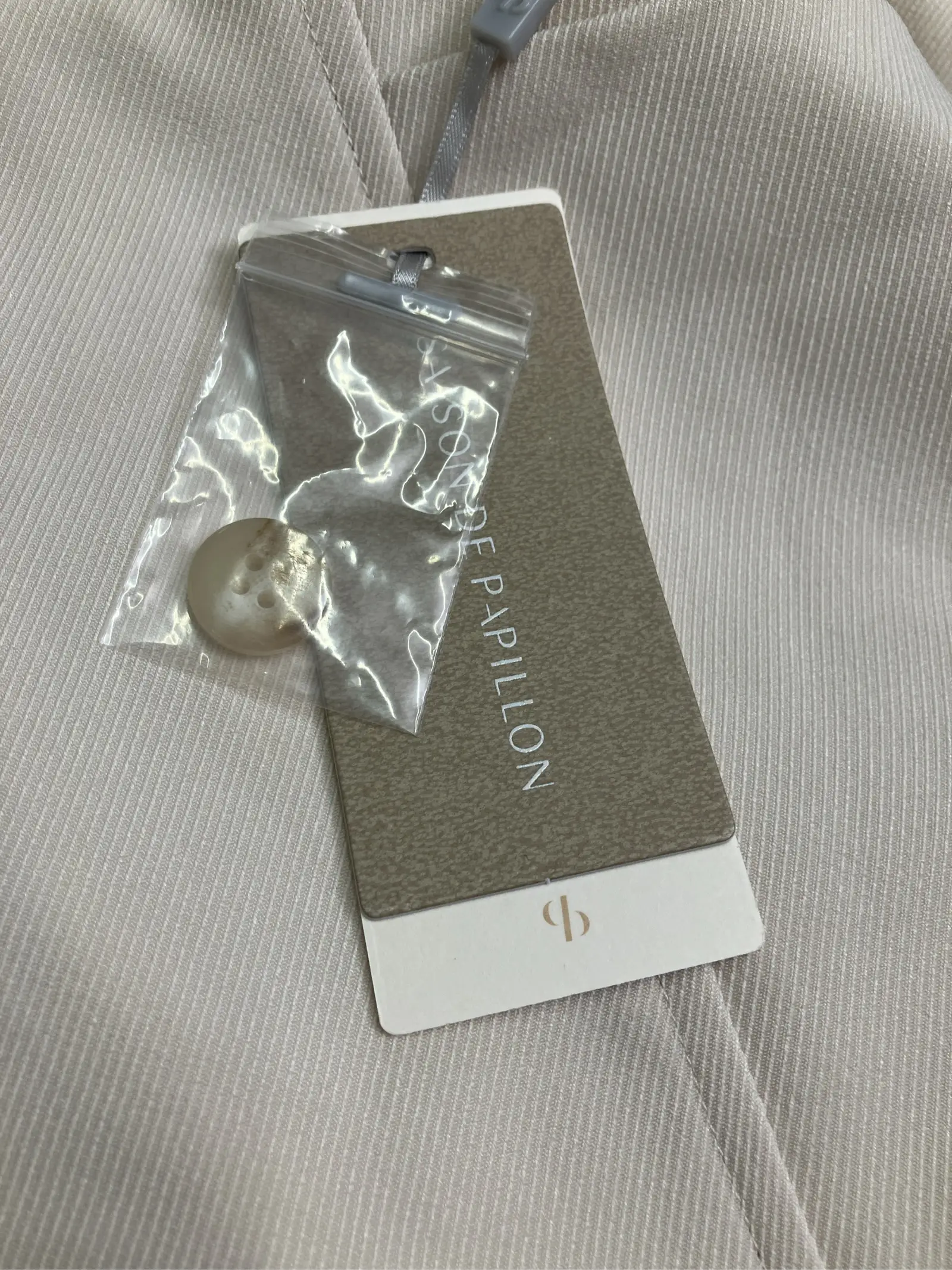 https://r2-worker.digdig.jp/product/a6eee3db-9b21-4aee-9b98-40881d58c8a1/64446461-adc9-4506-8ebf-e3f7bb35b92d