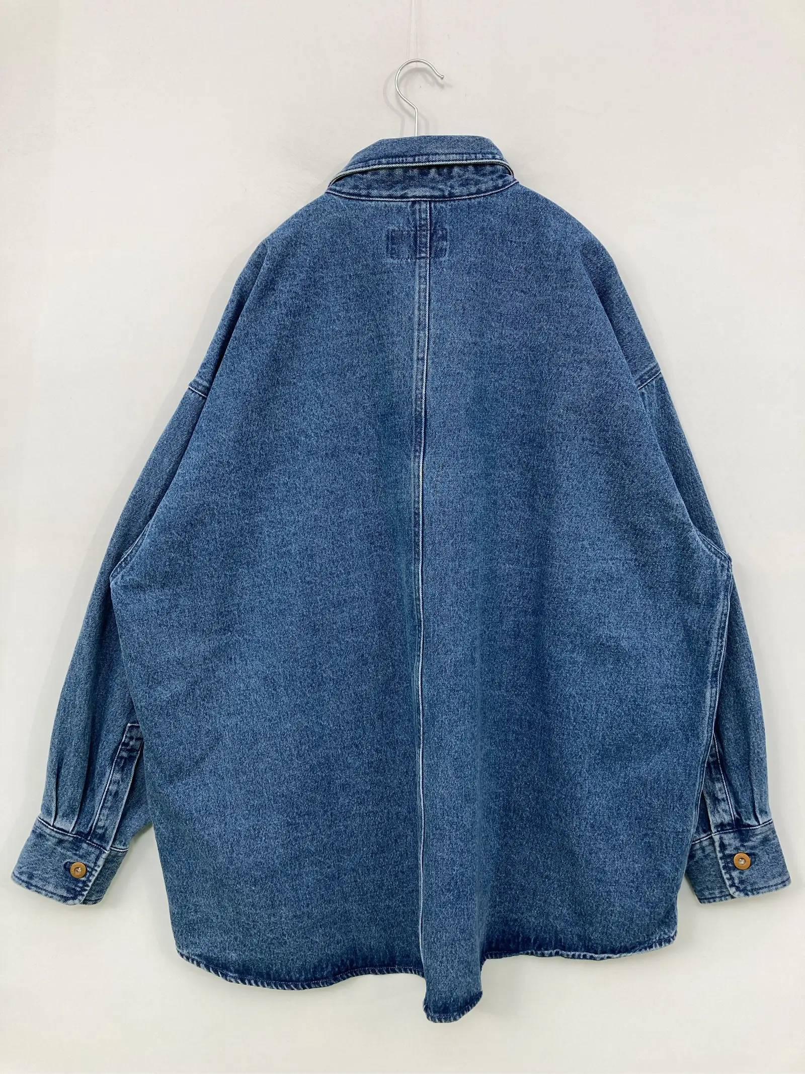 https://r2-worker.digdig.jp/product/a77d6f61-ce08-42cc-a17d-984263180229/5531f07b-365a-43bf-9bd7-d24d8f0e40ac