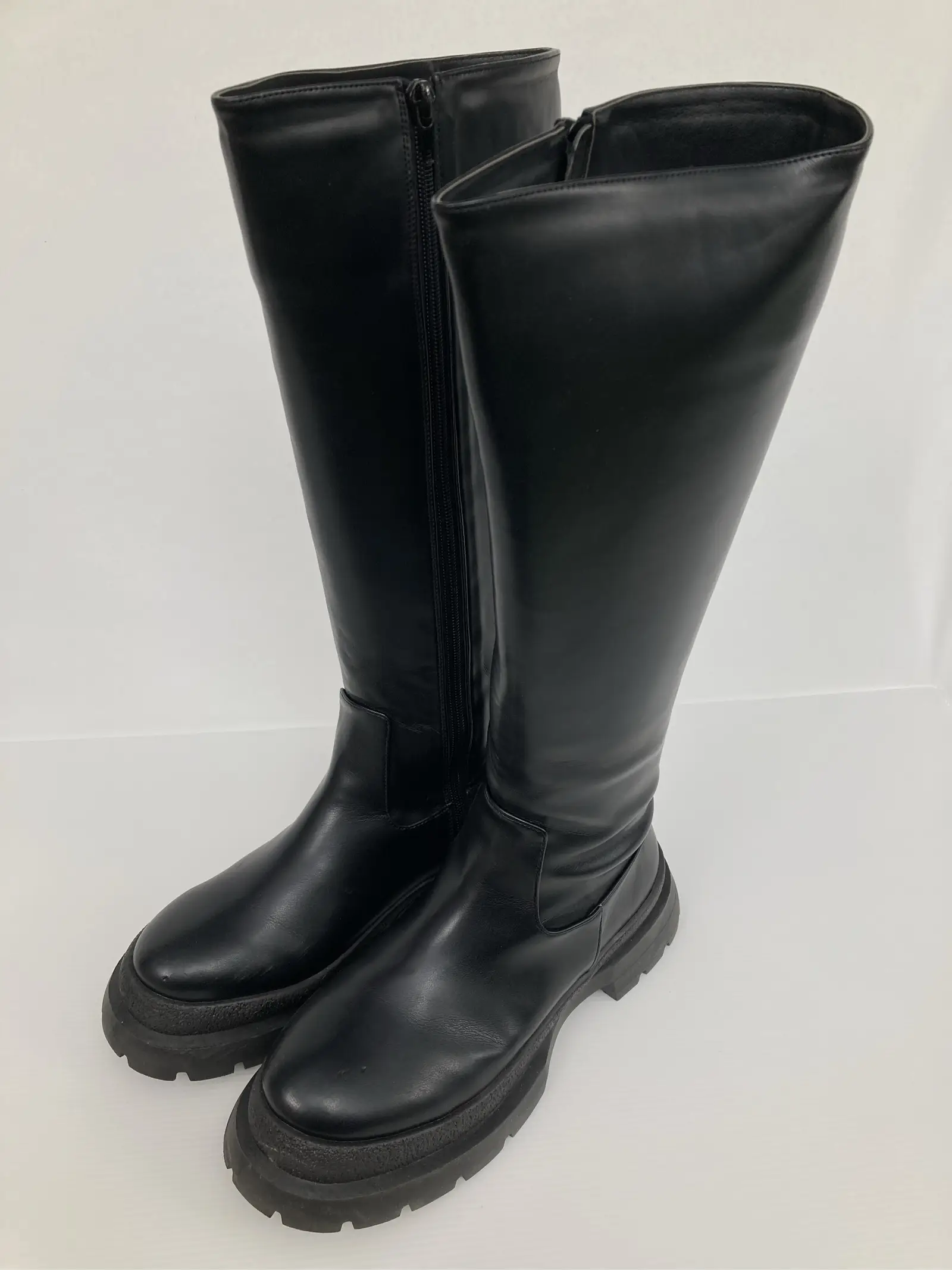 https://r2-worker.digdig.jp/product/a7da9bc6-ccf3-442d-b616-0cd215279212/714422a2-f088-4480-9fed-6dba99c48f2d