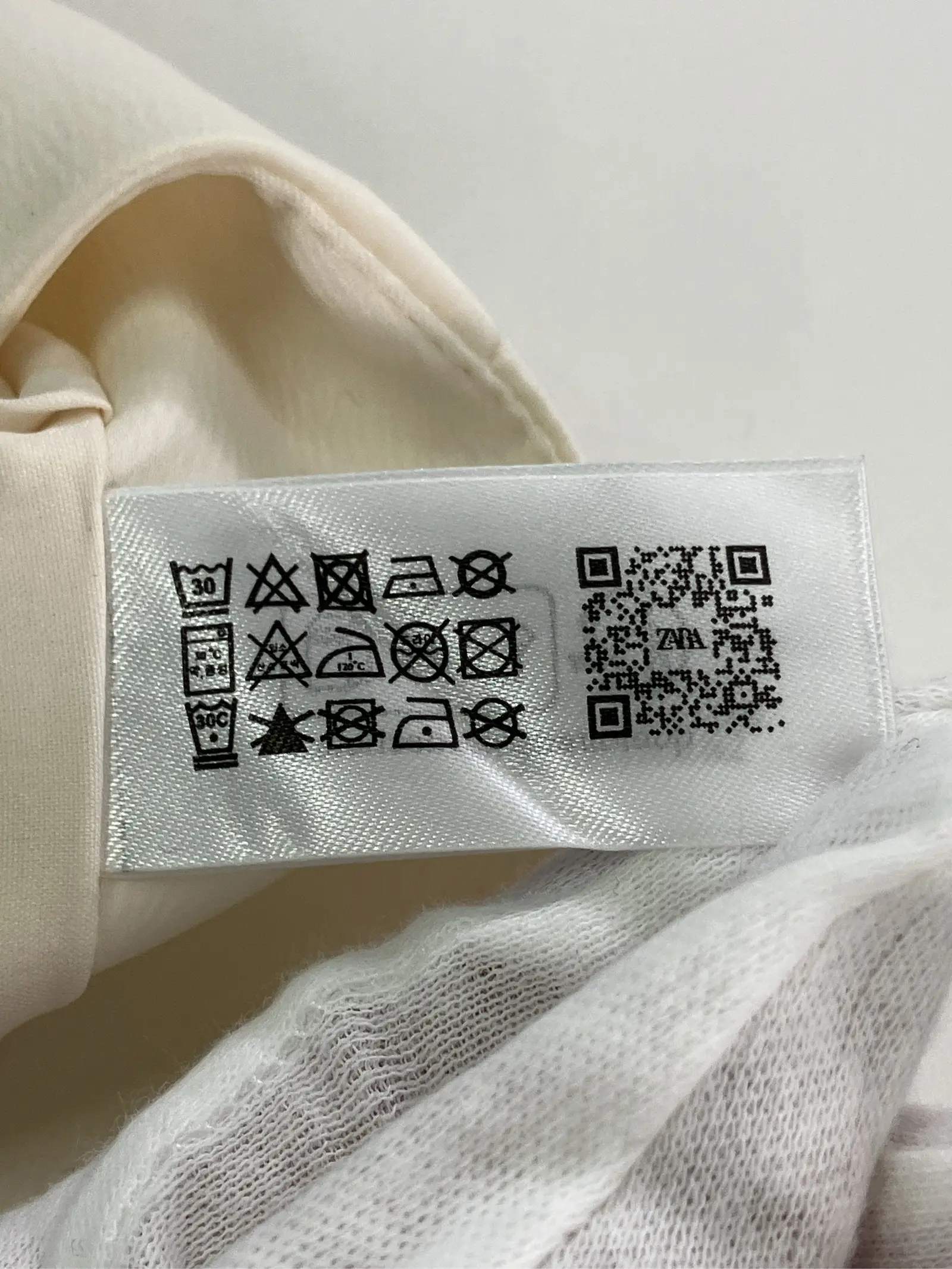 https://r2-worker.digdig.jp/product/a7fe2d88-3755-480f-90aa-62b3e7c0f4f7/23ff2122-6070-40b4-9c3f-16d3cd359b9a