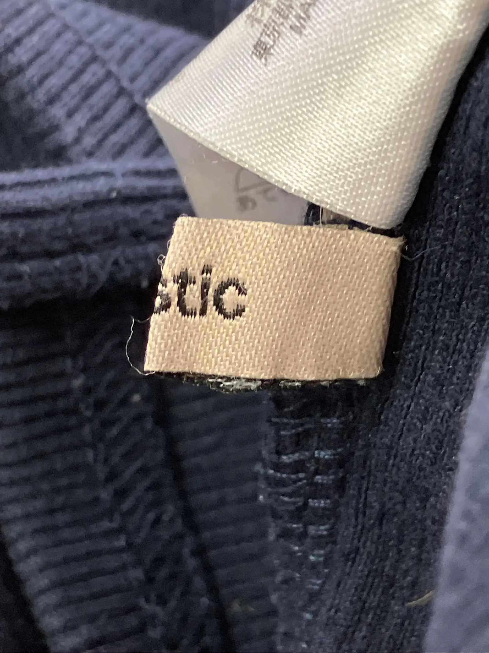 https://r2-worker.digdig.jp/product/a80b3214-948d-49ce-9bfc-2b400ac0ee95/3a879b5b-34dc-4bb3-992a-017bf5899e28