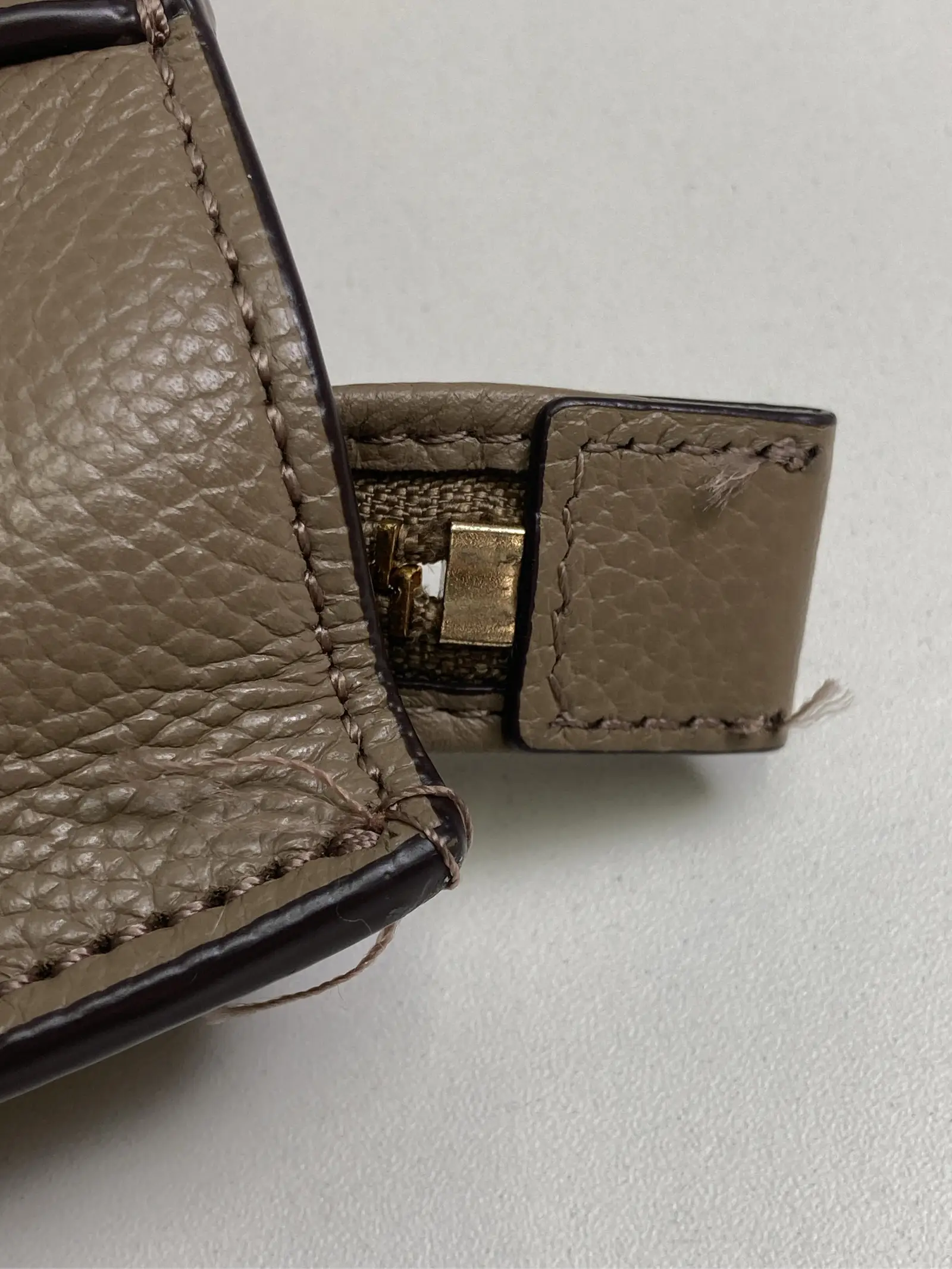 https://r2-worker.digdig.jp/product/a847933b-8fd7-4b9a-a680-6a0fe48a7924/0645b9d8-1f55-4e7f-aaa6-c59540539869