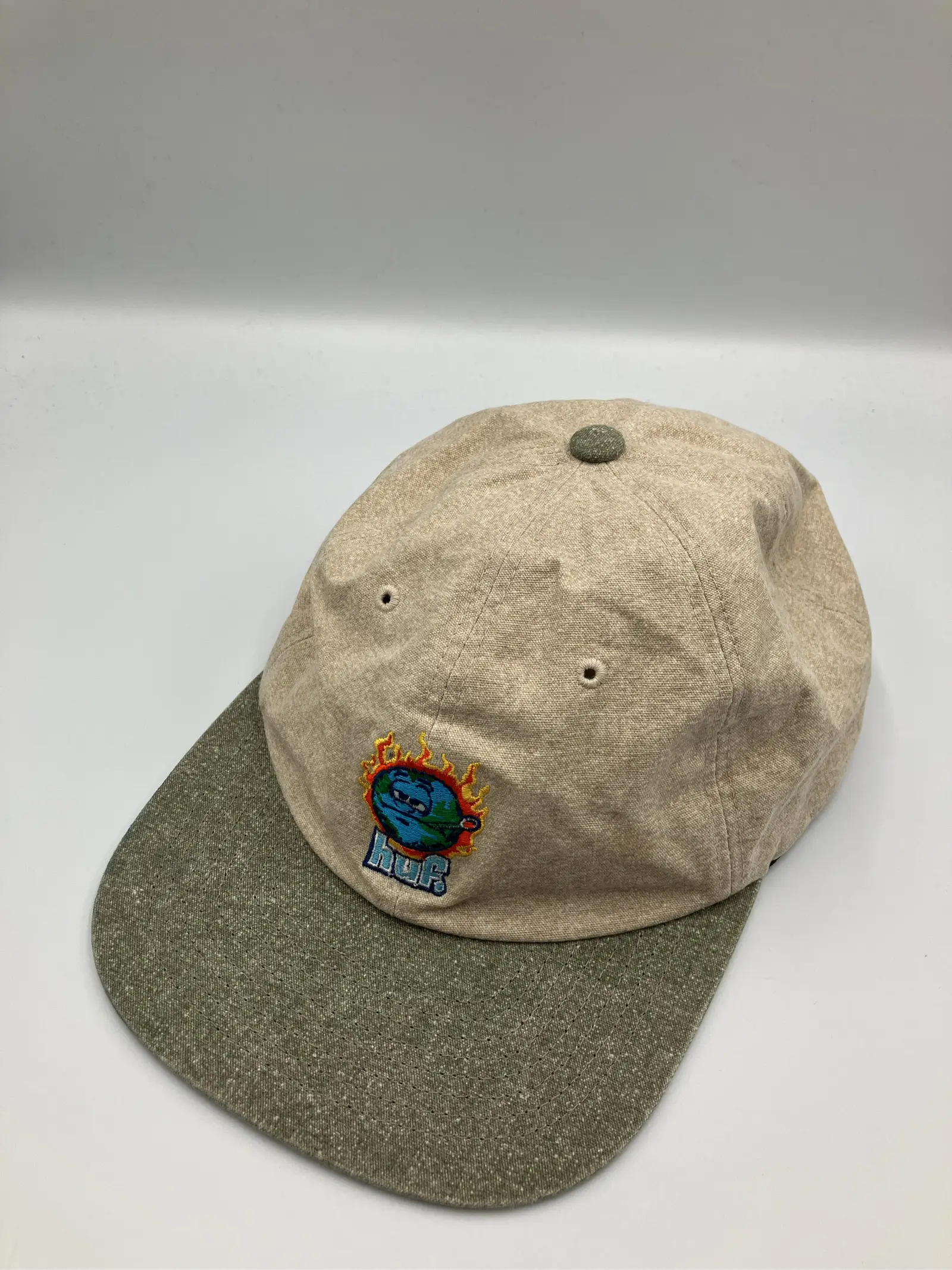 https://r2-worker.digdig.jp/product/a869e7b1-45a3-4ec0-9a3a-4be62625fe0e/775b43c6-3b10-45f6-ae1d-f9781af575c3
