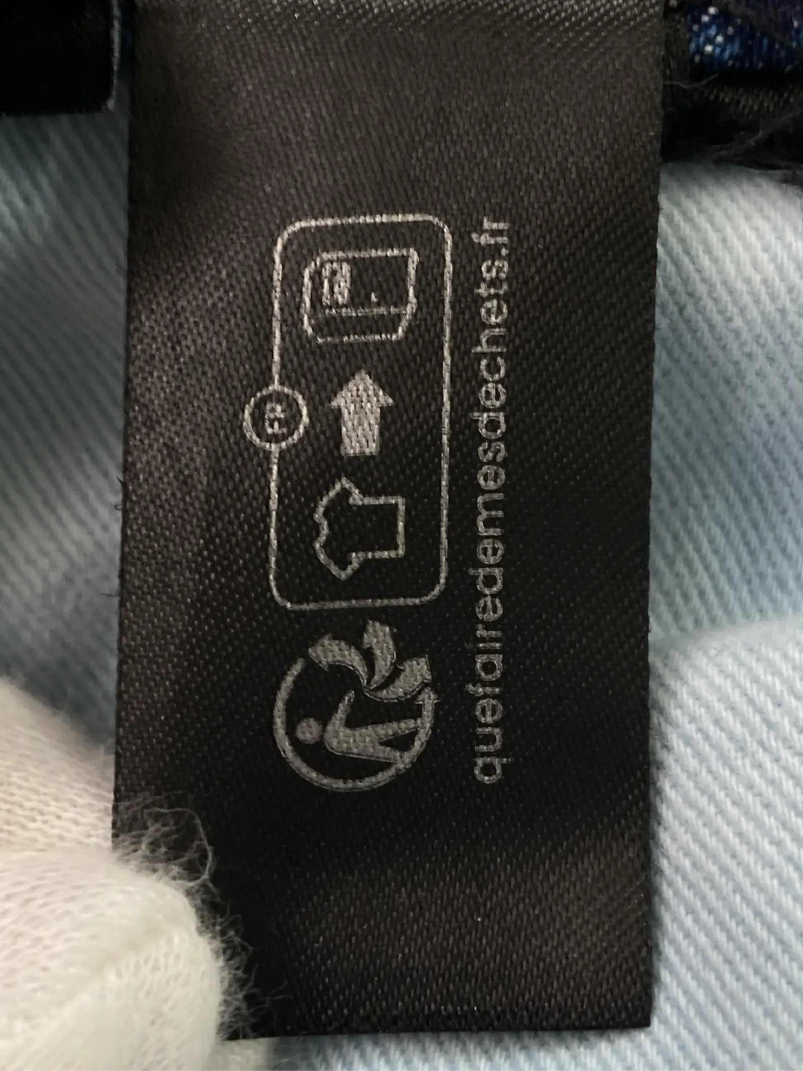 https://r2-worker.digdig.jp/product/a907271e-04ca-485b-be99-fae3be2e5d29/19acb8d7-4395-42e1-8da3-1c79ae9732b7
