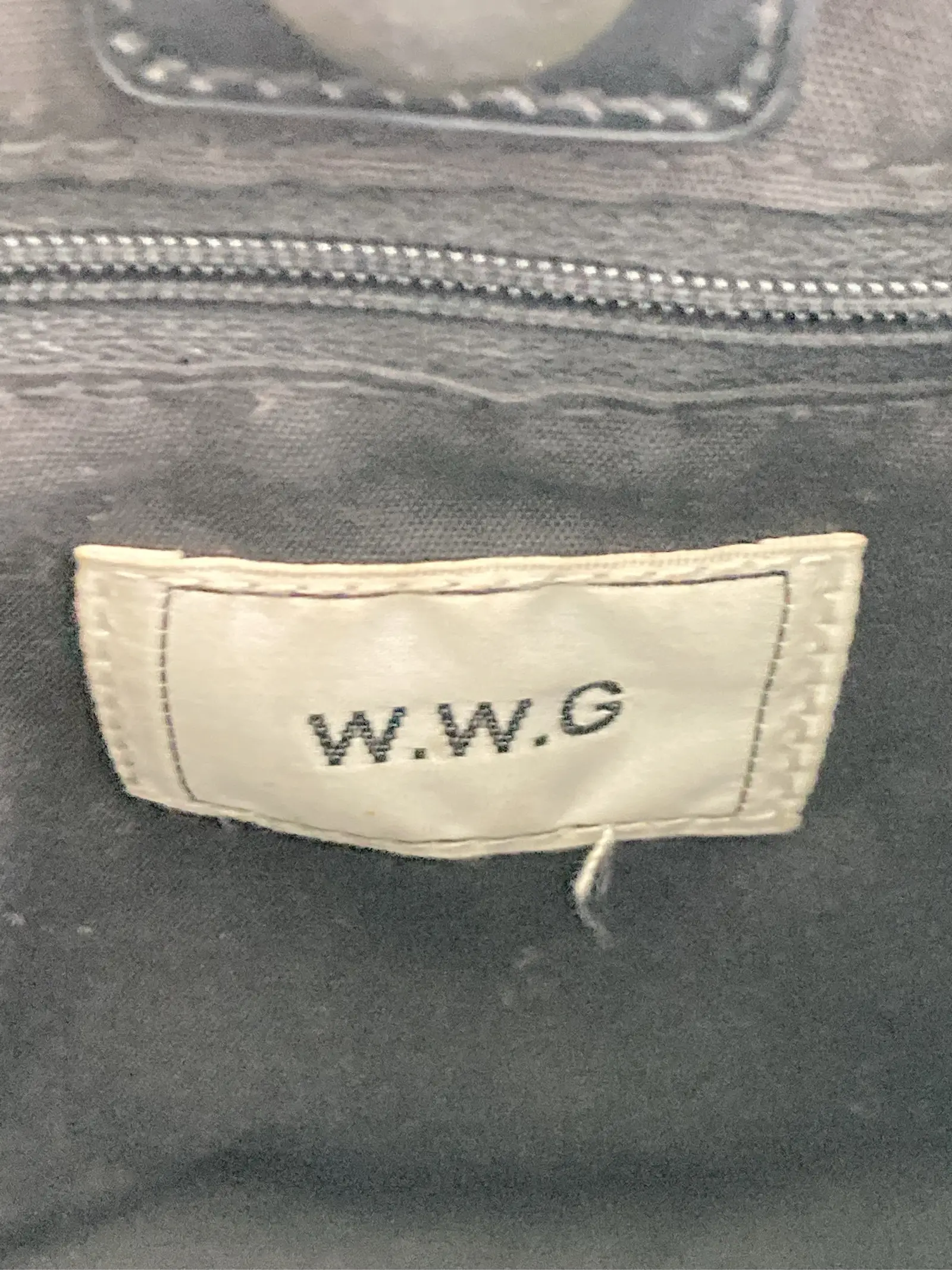 https://r2-worker.digdig.jp/product/a92b5dcb-64ce-4ce8-bd38-ad2871e89de9/7b222213-5f57-4244-86a4-f7f567d63aac