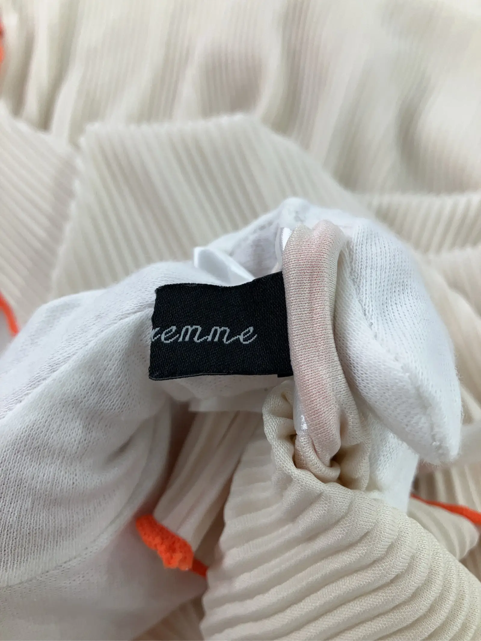 https://r2-worker.digdig.jp/product/a9693530-685a-48a8-af03-40f657f05075/93933b1b-6ed9-46c4-a43c-c02489d57c9c