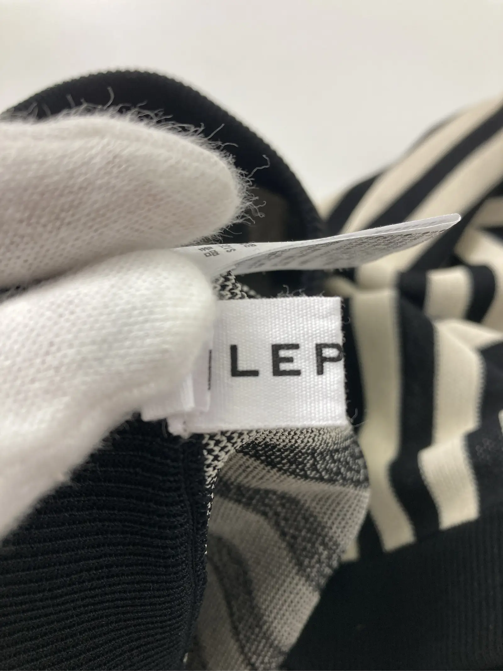 https://r2-worker.digdig.jp/product/a998c1ba-59b3-4d95-864e-673608debfec/863f55f4-3038-4d60-84ae-6a795ab4017a
