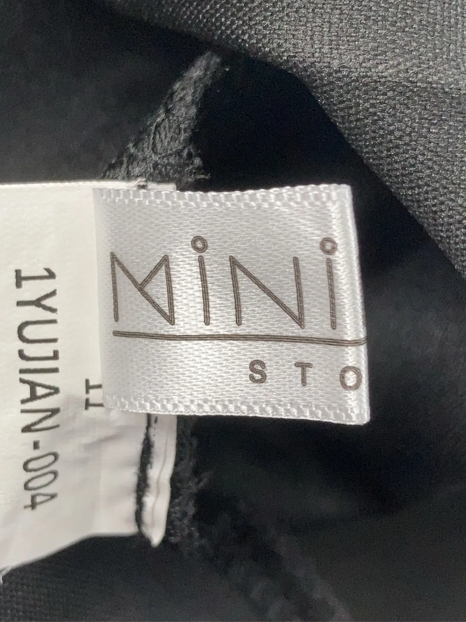 https://r2-worker.digdig.jp/product/a9ae63ac-e24e-4a3f-b60a-b42ea8ff3c63/616ccbcb-8999-4e37-b237-6779e54e566d