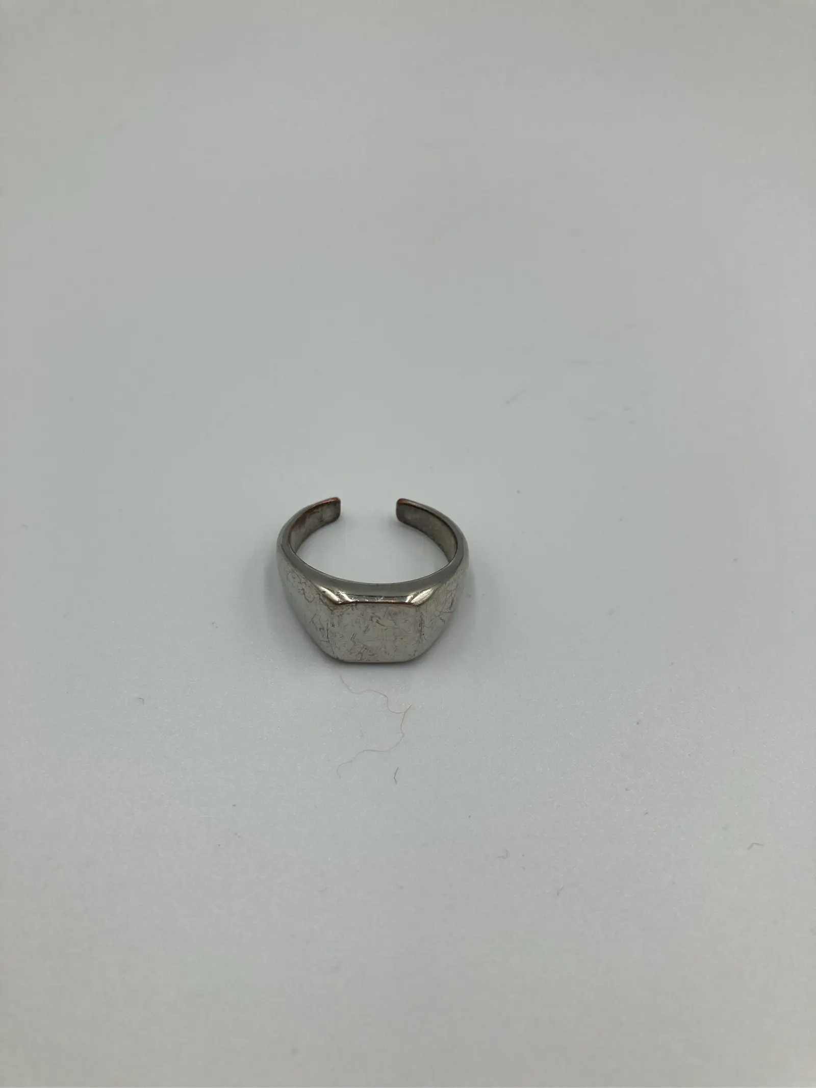 https://r2-worker.digdig.jp/product/aa2f0e5b-d82e-4d89-a4d3-7591a86de405/4dfd76a0-b5c3-4d82-9b48-a23d5dcb3d0a