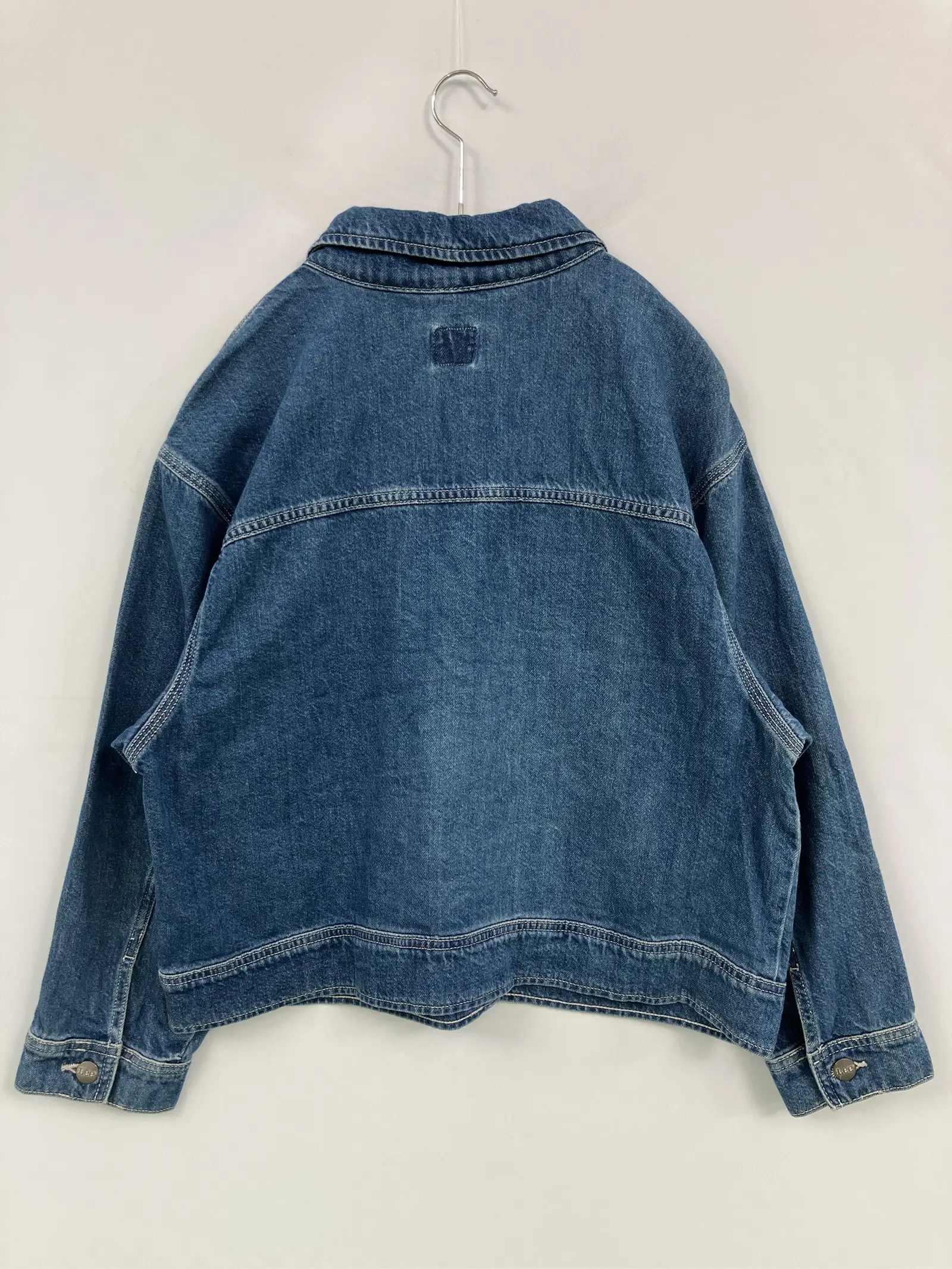 https://r2-worker.digdig.jp/product/aa7fe2b2-9904-4fde-aee5-ac8bc595400f/636030b5-42b2-436e-8f95-684861f204fa