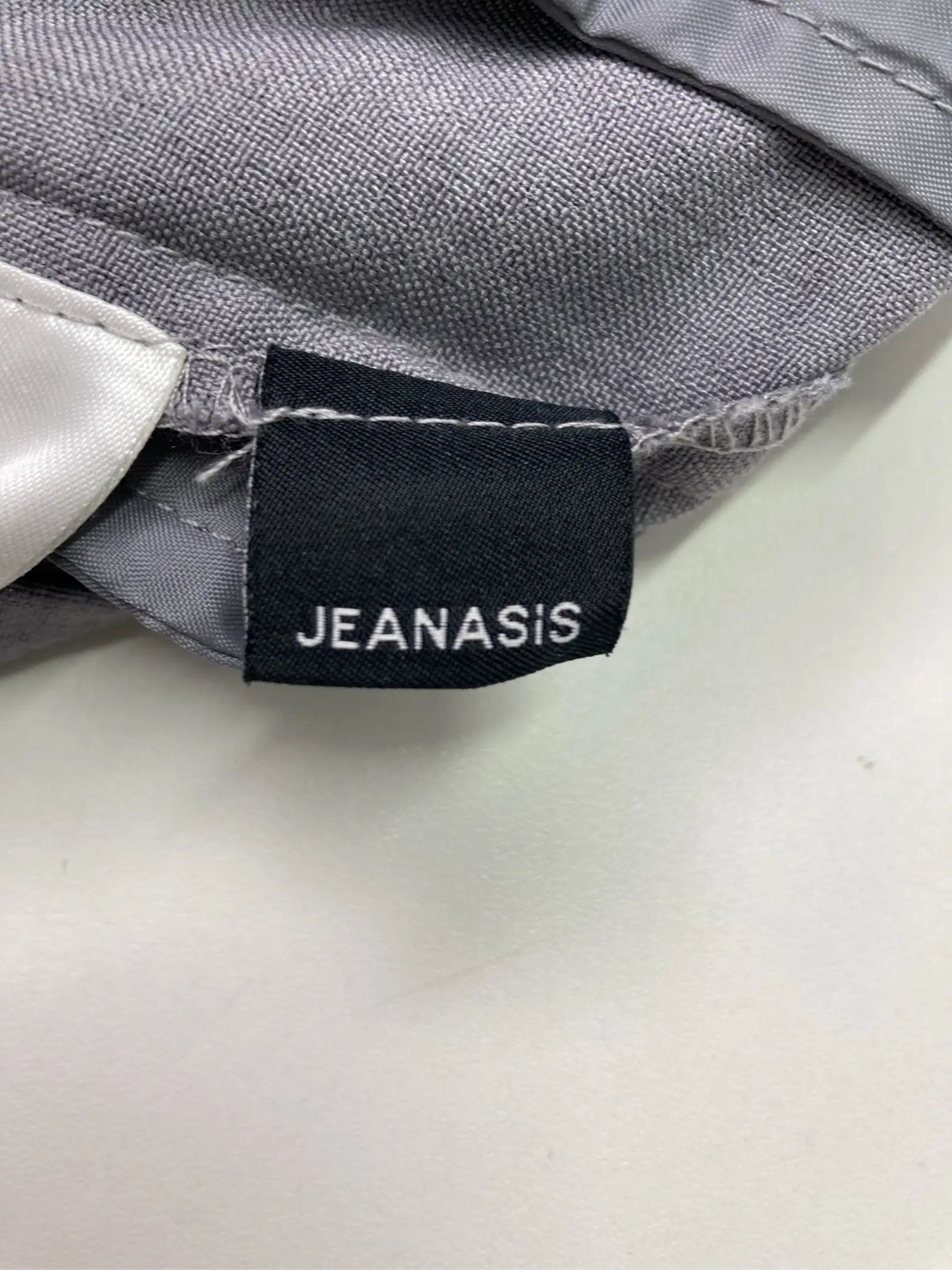 https://r2-worker.digdig.jp/product/ab626f4a-a157-47af-af1e-a0cf29a52313/fc3539a8-952c-48c4-ab4e-4910067b7175