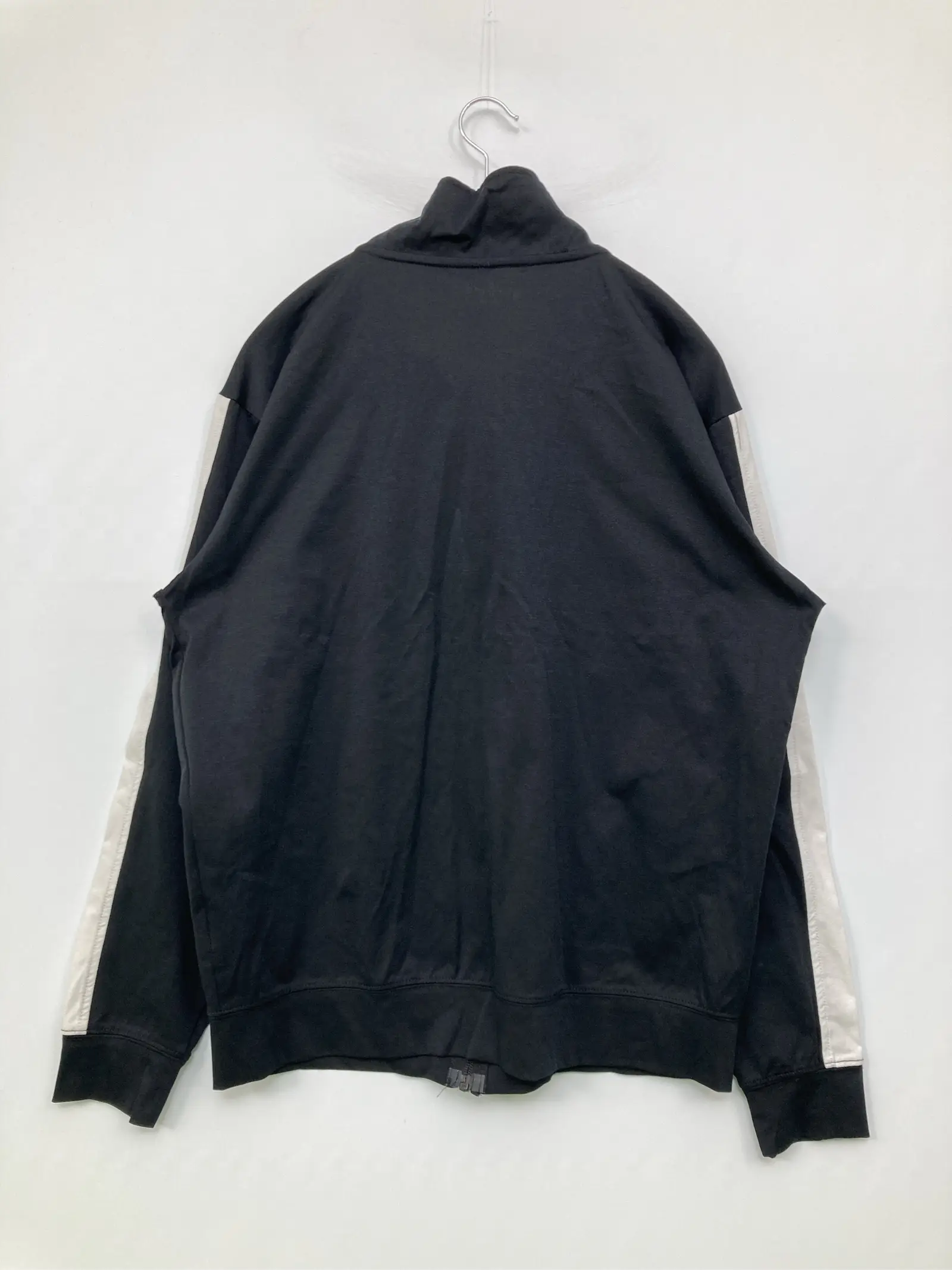https://r2-worker.digdig.jp/product/ab8a408b-52e8-455e-8911-5fb825e2c002/03e010a6-564e-4426-920c-cb9155544aa1