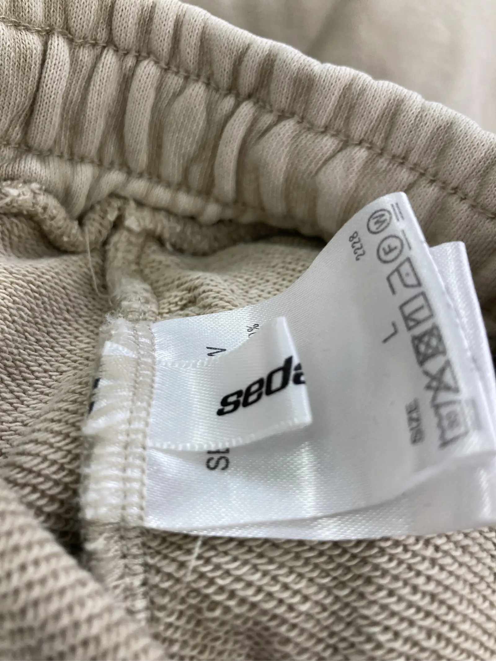 https://r2-worker.digdig.jp/product/ab97e76c-134f-4d29-b733-3c54a74736ce/d331c643-985d-4c2f-81d6-43be421a94b6