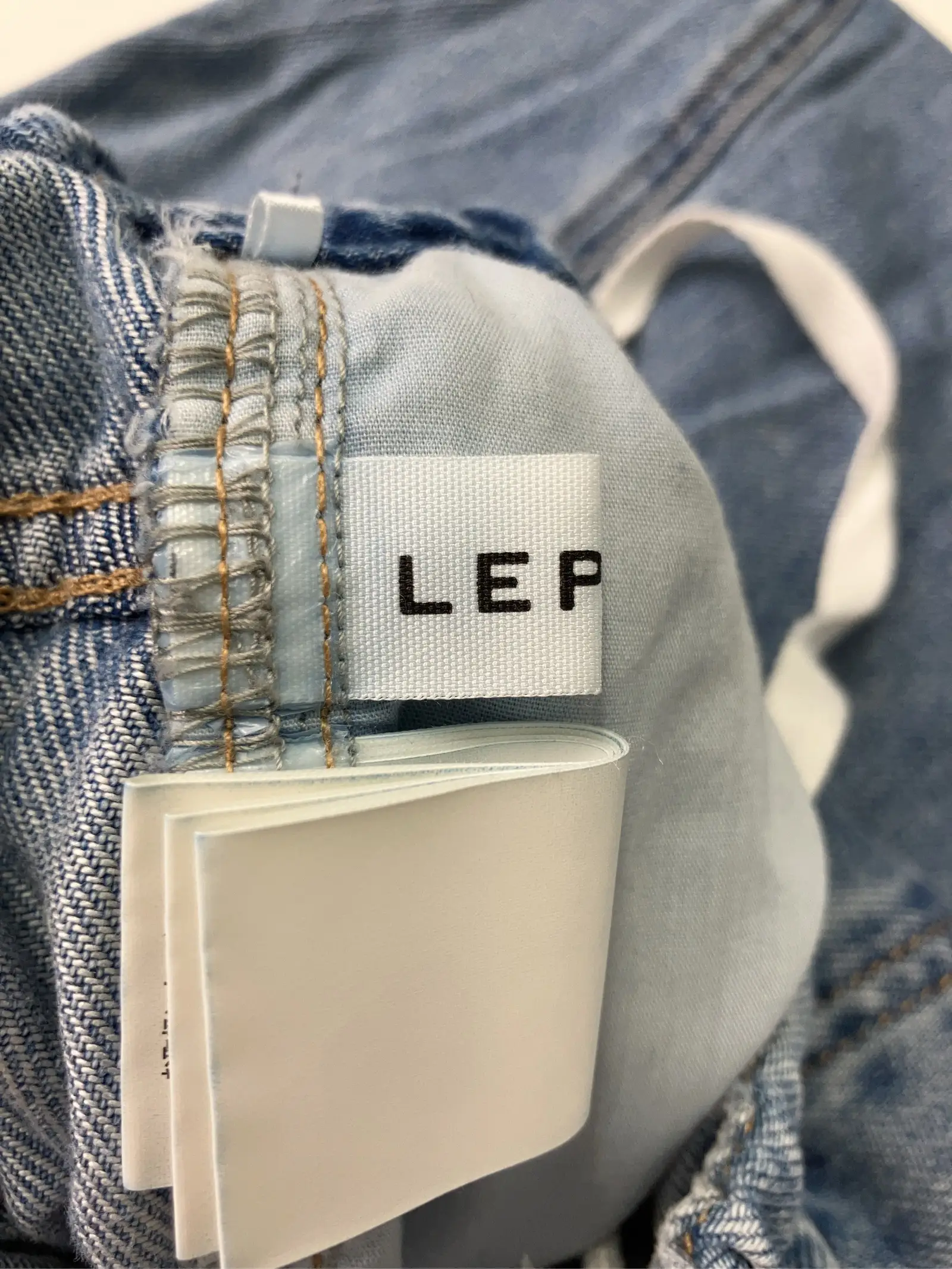 https://r2-worker.digdig.jp/product/abec6396-c77c-40c8-bc19-a73888cf75d4/92b1d760-ea04-40e1-a5b2-0b1b7fd47ac4