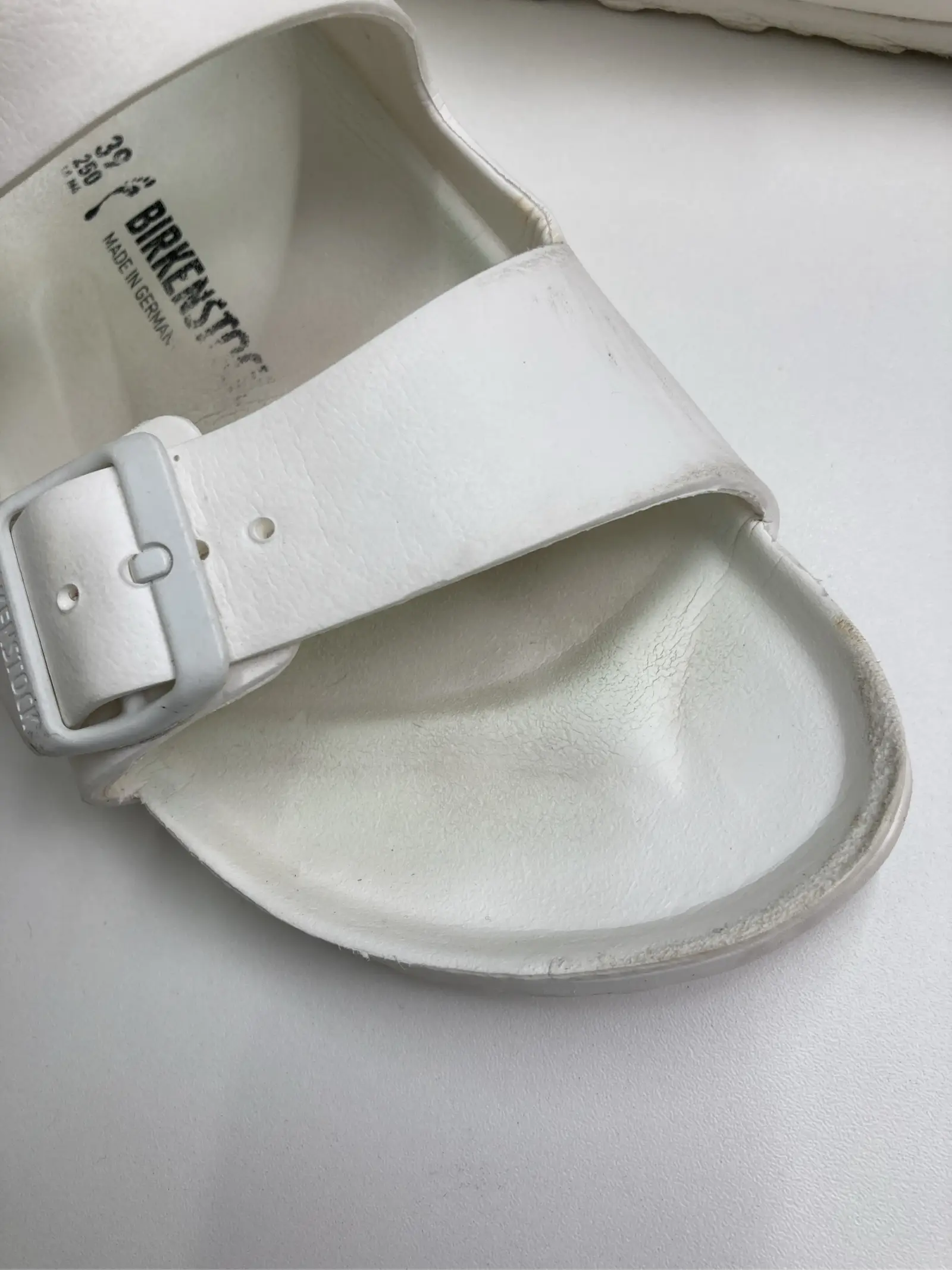 https://r2-worker.digdig.jp/product/ac197a12-6ef9-4c33-8162-155857b7ff80/f8ede28c-7519-4268-b8bf-03e7b0a5f872