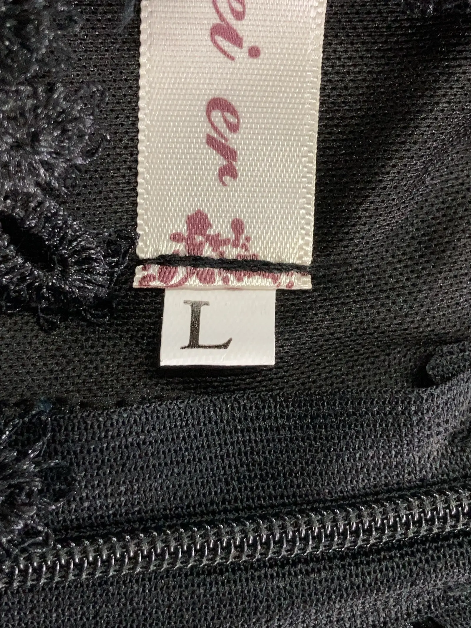 https://r2-worker.digdig.jp/product/ac7c07f7-21fb-4333-bbcc-8ded432436c8/2e28a6bb-963e-4d76-a8aa-075955d60931