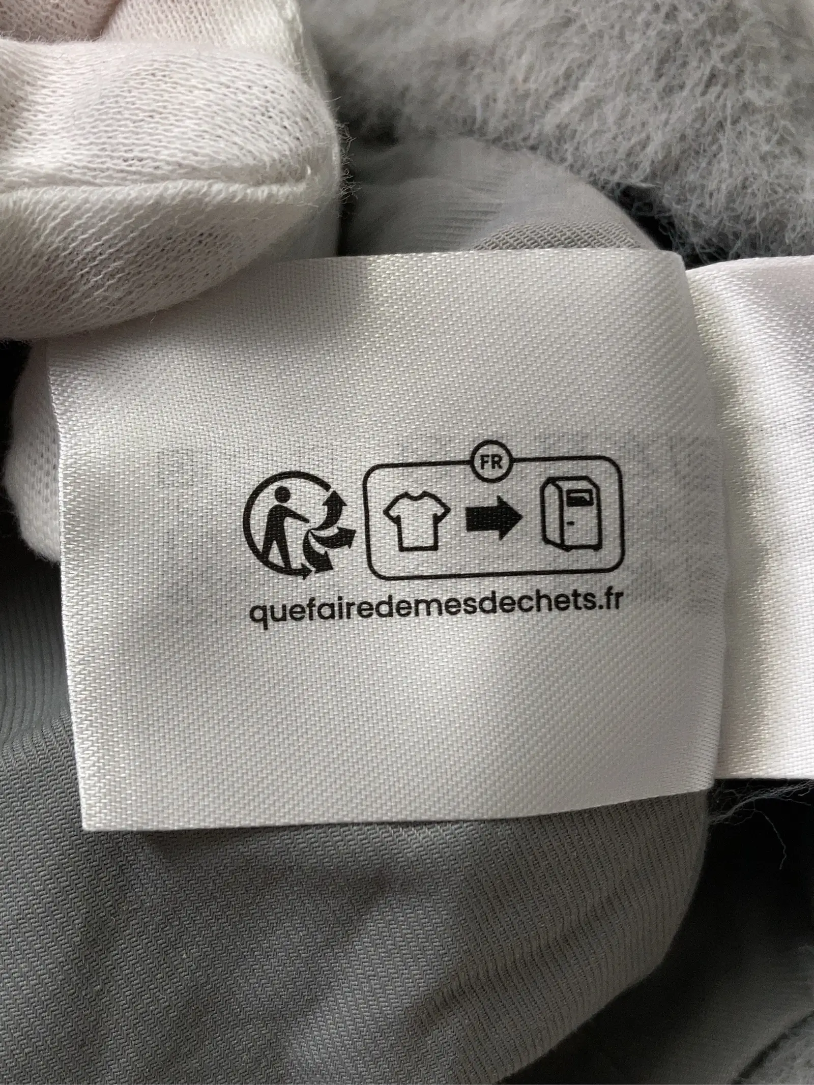 https://r2-worker.digdig.jp/product/ac891e02-7592-48aa-8b07-f67c78972998/a3dab132-dfe3-4027-87f7-2559c618bcc7