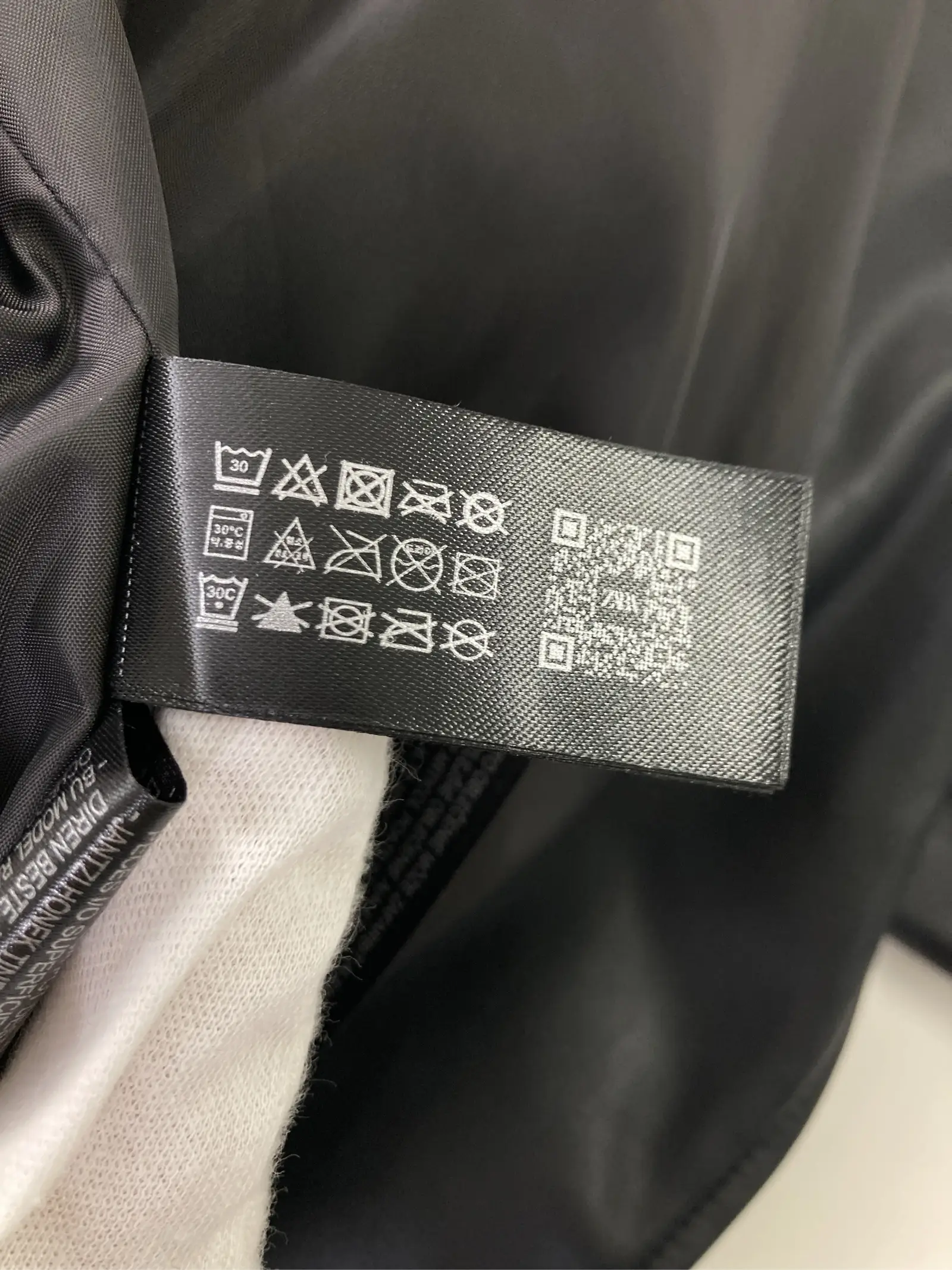 https://r2-worker.digdig.jp/product/ad0af7ad-ca6c-411a-9c84-175746c3c3de/76c6e8f4-1591-4fbc-8b54-3107ea6075f3