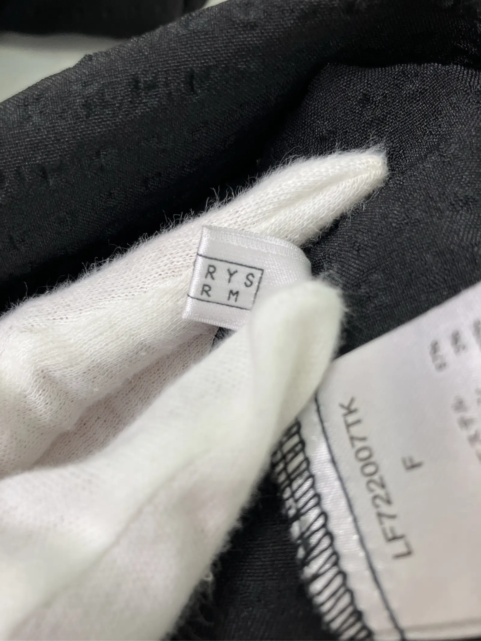 https://r2-worker.digdig.jp/product/add8e7e3-703f-465d-bf89-f962da878b2a/b42ac956-31e2-49d1-ba44-5333fabc651e