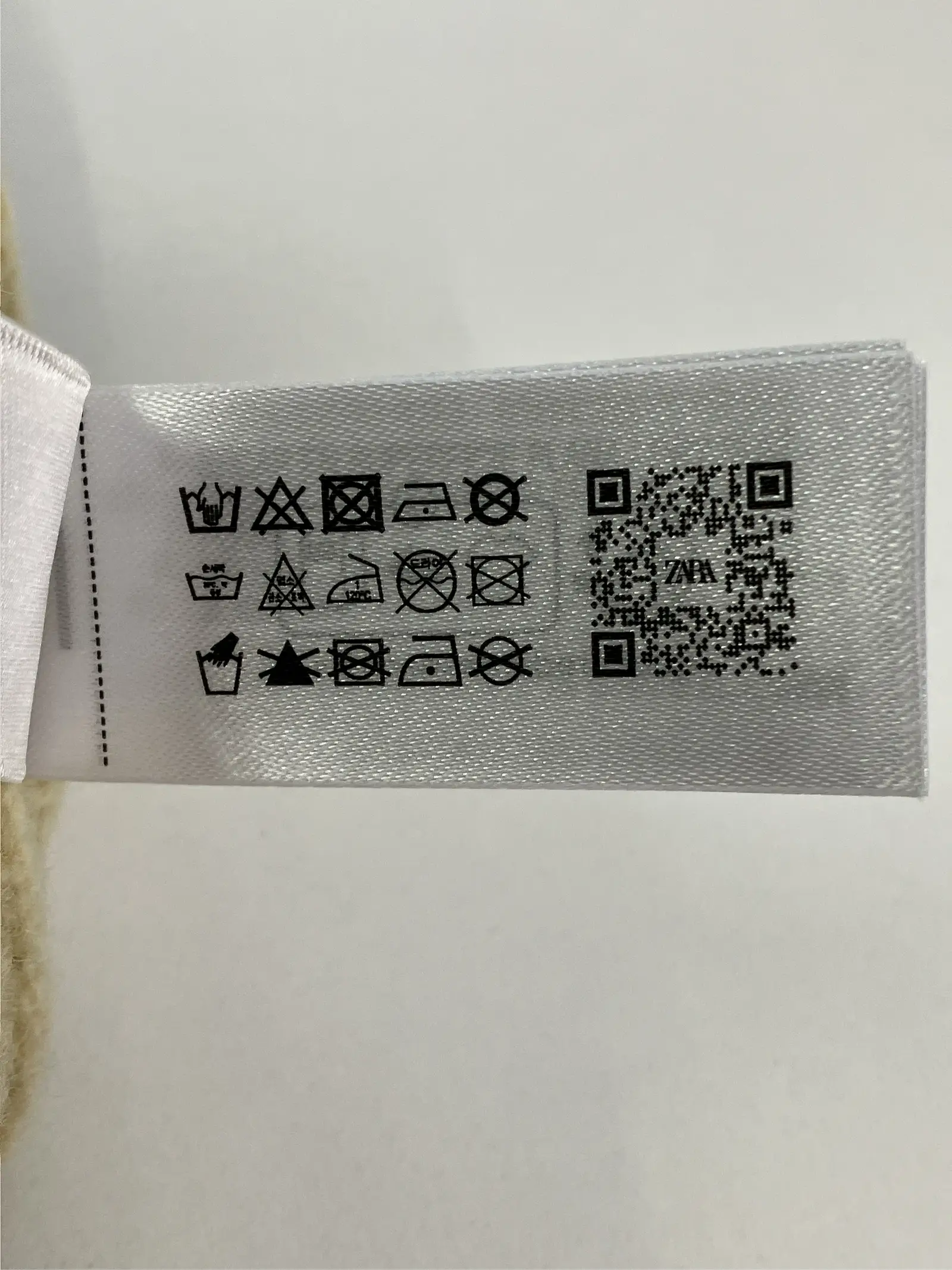 https://r2-worker.digdig.jp/product/adf0dca1-fb88-4dd5-a24f-b5ce19275961/7782bc29-823e-48ab-9c29-d0518ff309f4