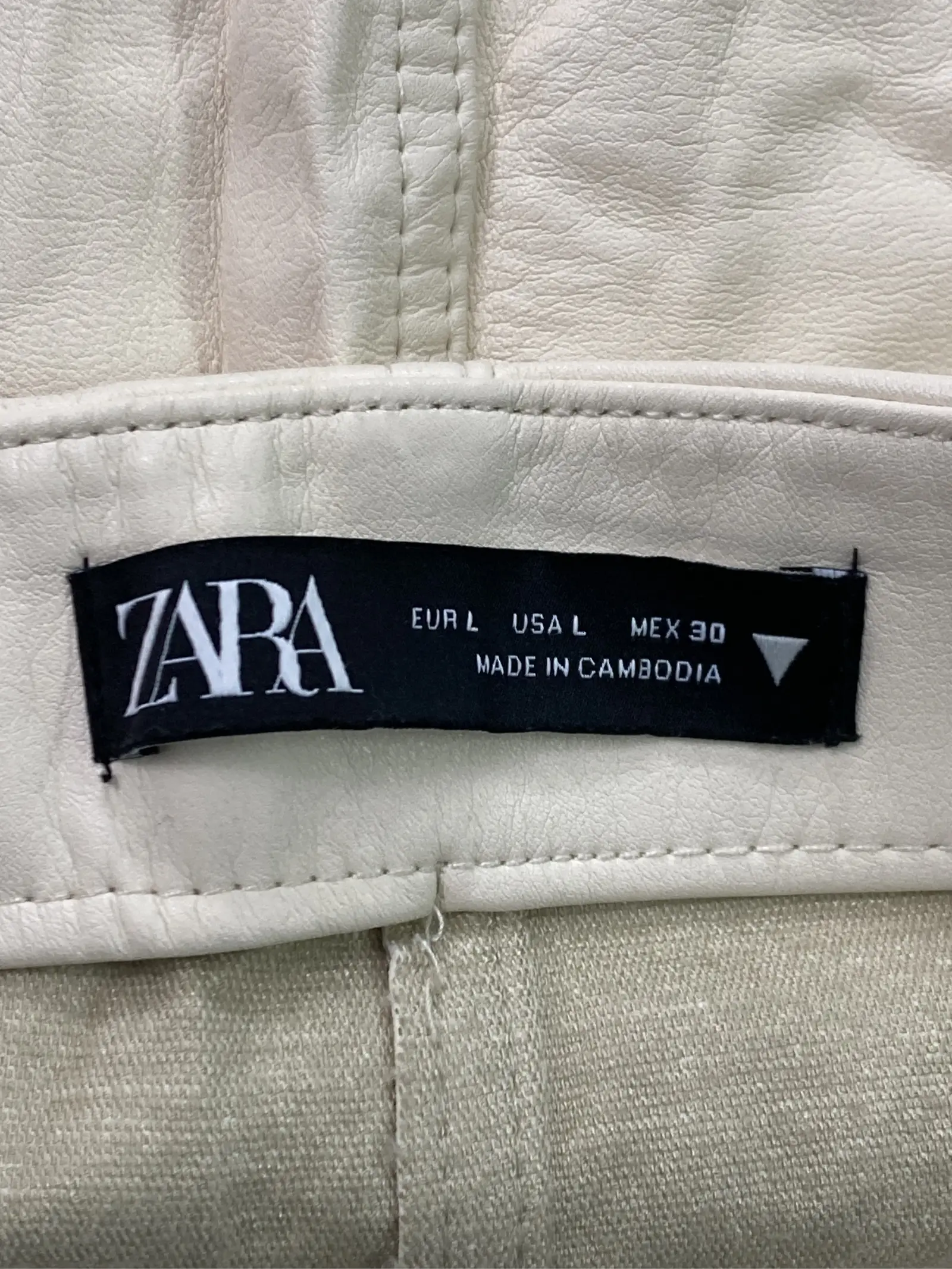 https://r2-worker.digdig.jp/product/adf7d450-4779-4a8e-a8fd-40f5a01dc445/649ecf33-49fe-4d79-a57f-d6d58e639742