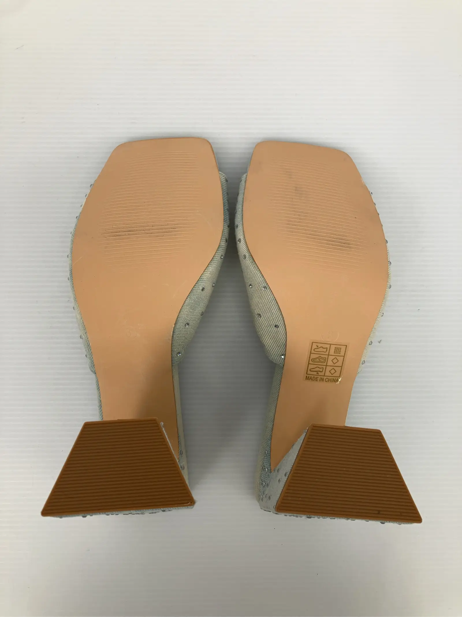 https://r2-worker.digdig.jp/product/ae74f549-927f-4967-8fd5-b261967d6a29/b4a7f30c-1f9a-40ee-985f-ec0b661403ff