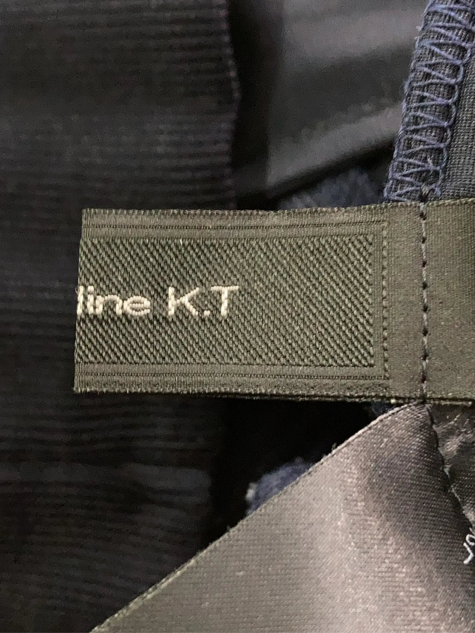 https://r2-worker.digdig.jp/product/aebfc507-a3b1-4550-953e-78bd973c5861/4ec523da-bba2-42c7-8c75-8c2584c64a46