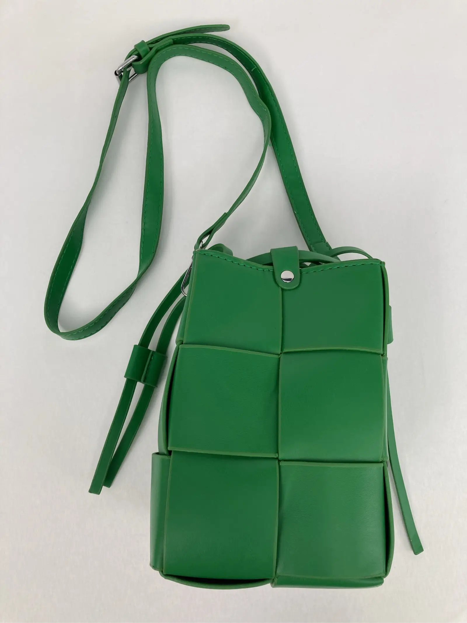 https://r2-worker.digdig.jp/product/af385181-796b-4cb1-8ea0-d1f5636f9119/34bb8500-7f5a-489f-b587-0ad1de007c37