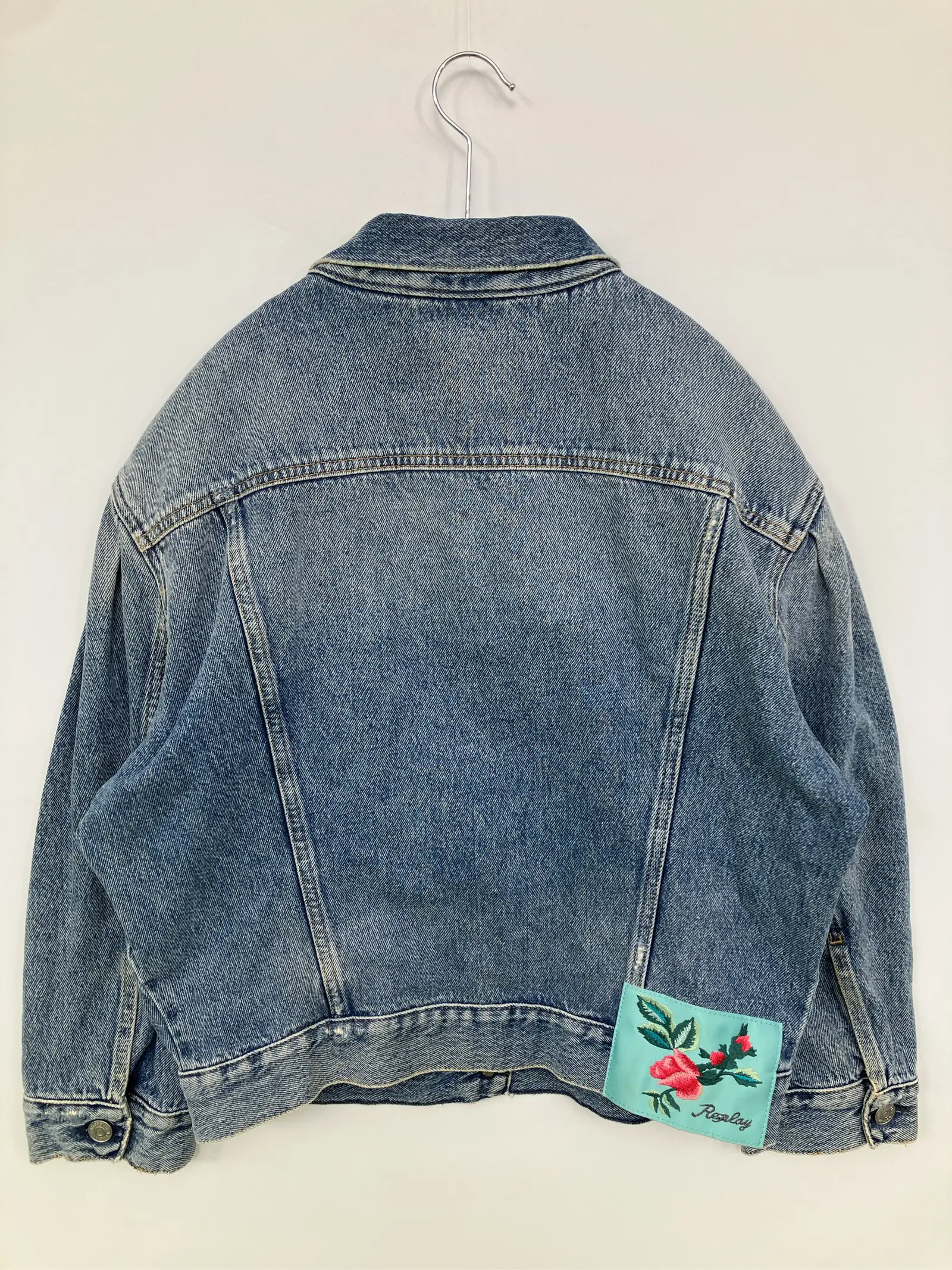 https://r2-worker.digdig.jp/product/af4eee90-18e0-4520-a4ae-1e27a8320432/d1f1d38d-3b66-4abf-aafa-077c829b6406
