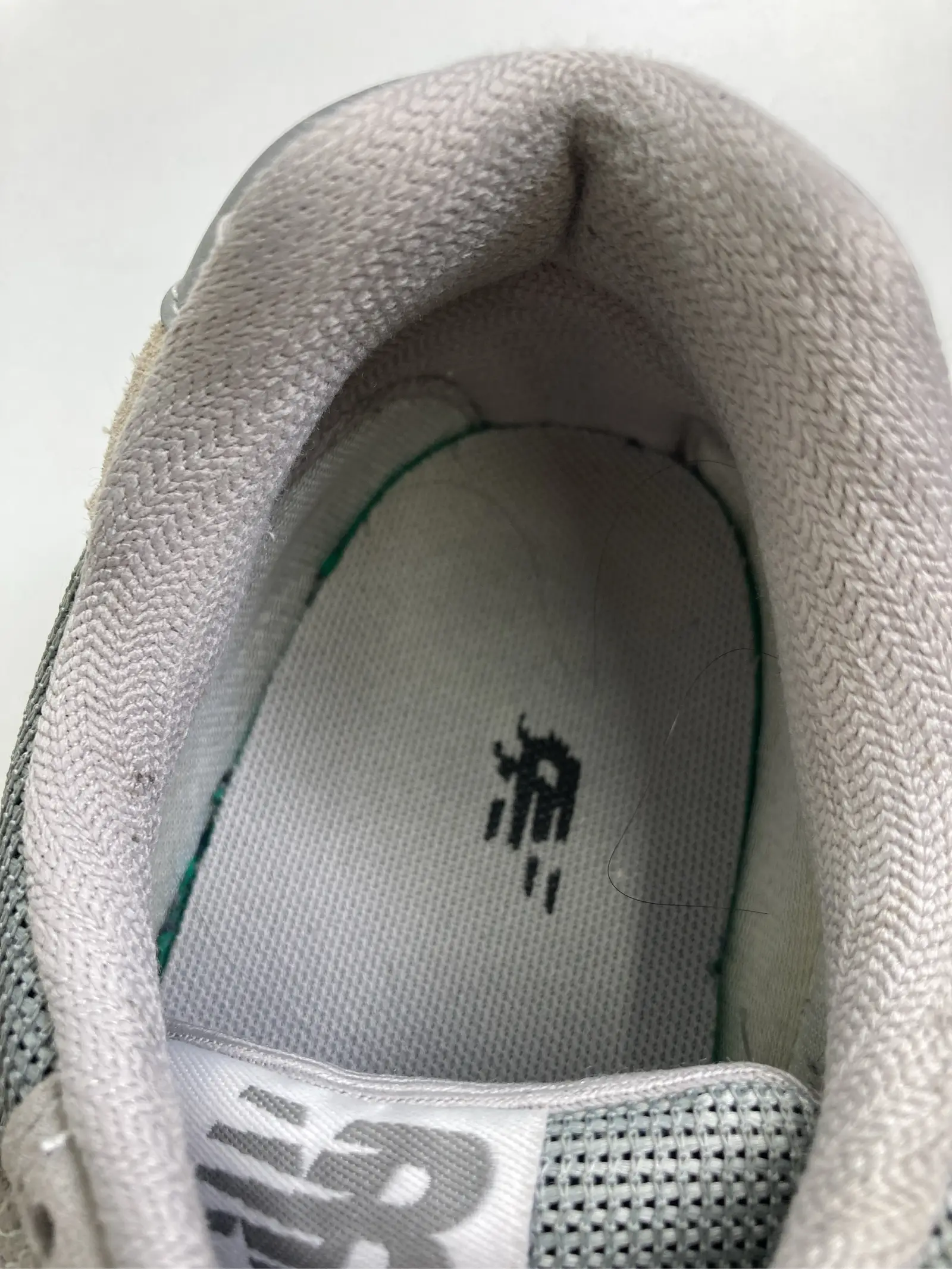 https://r2-worker.digdig.jp/product/affb4a8f-3eee-444f-bc92-4063e1373d18/dcbbd3ff-ad5d-4479-827a-782dc692ebdc
