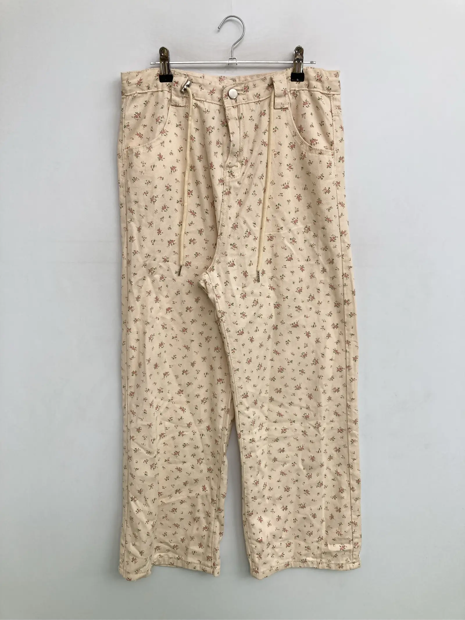 https://r2-worker.digdig.jp/product/b0351a05-e53d-4e8d-907f-9fd4c3c4bc4c/b5b7a8d4-b609-4c20-a216-b5156d48ea02