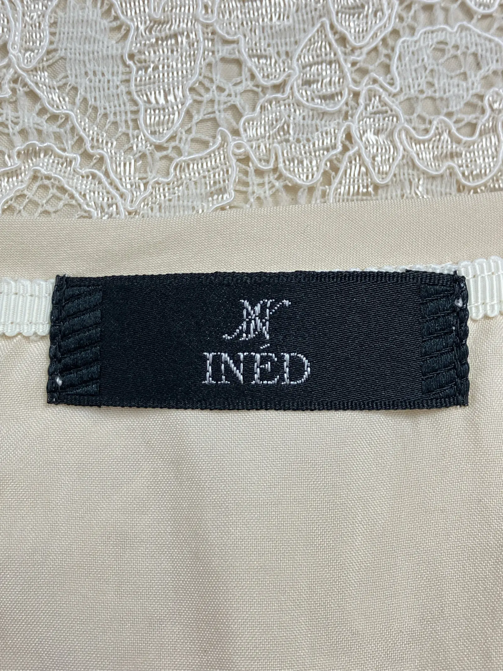 https://r2-worker.digdig.jp/product/b0a12dc3-d3f9-45e1-aff1-5d5cb1729357/5b63e250-8ee2-49e5-ad61-a07b13b3d858