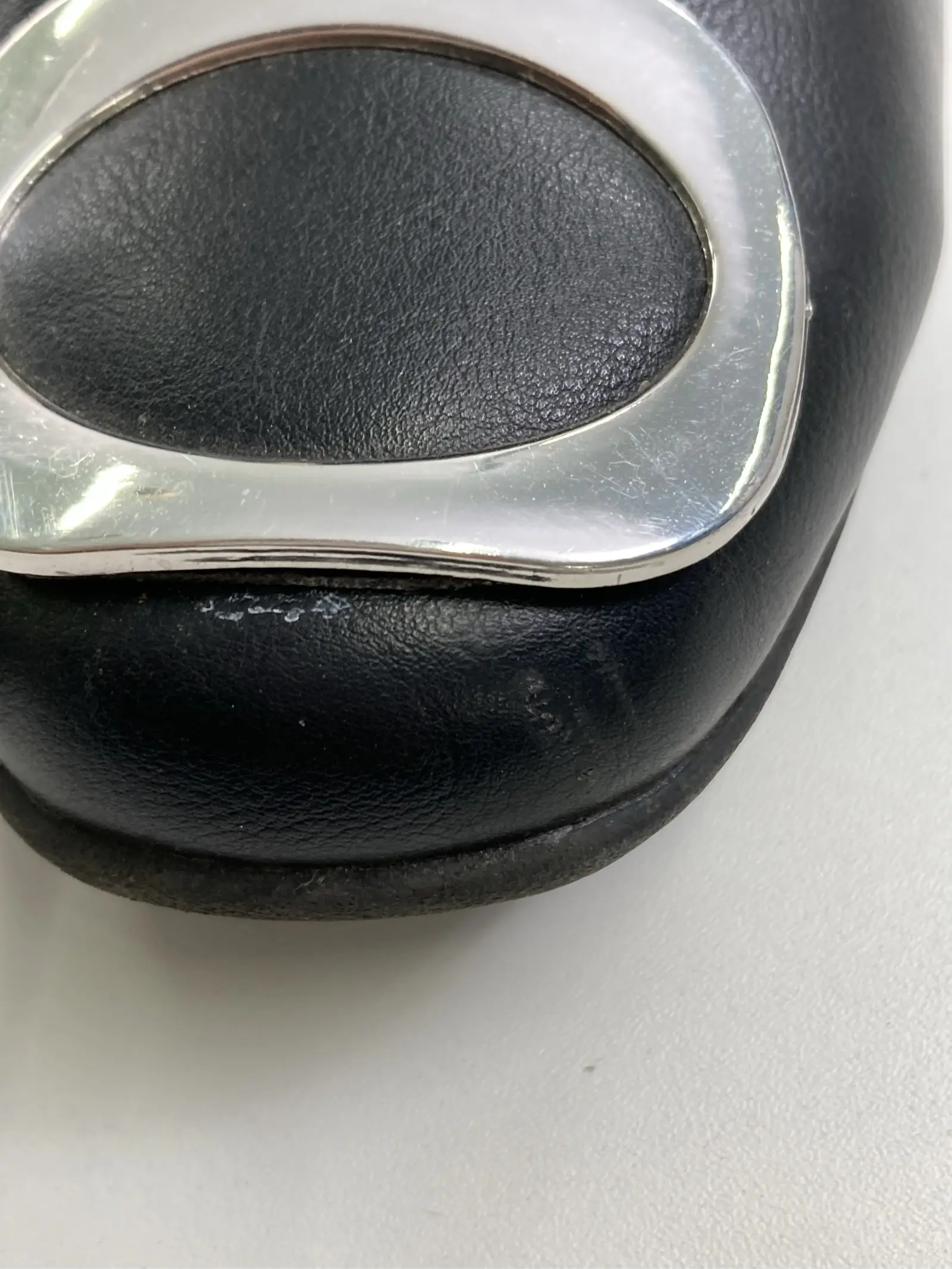 https://r2-worker.digdig.jp/product/b0ec0e4b-cad0-418b-be66-0a7da0ea032d/1641f938-1236-4149-973e-881abdde7bcd