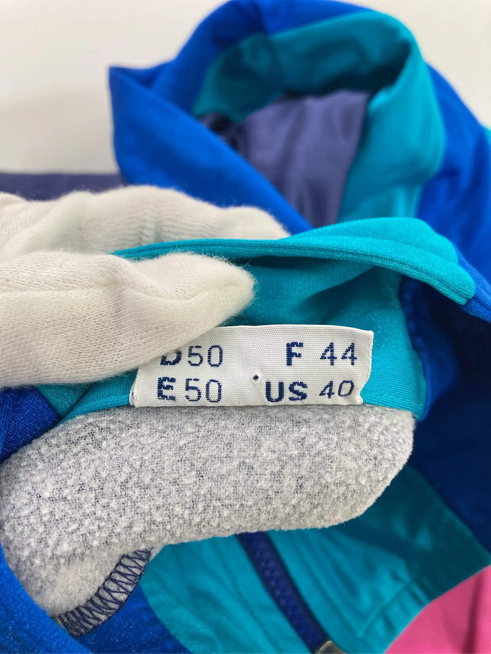 https://r2-worker.digdig.jp/product/b1d97abc-58c1-4e48-96b1-036673050e54/094dc44b-a6dc-4716-a965-332cca455783