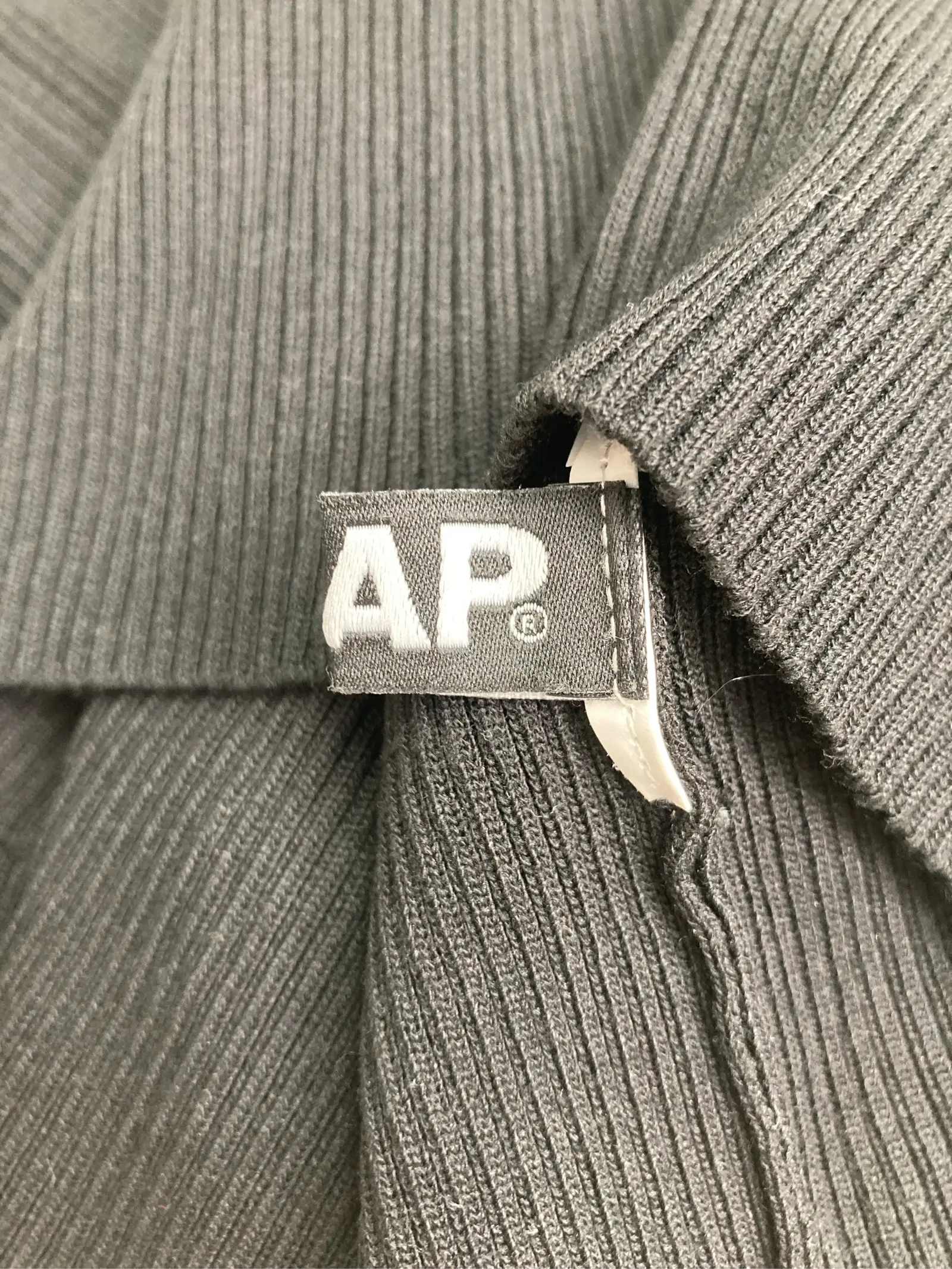 https://r2-worker.digdig.jp/product/b1f94a82-9e54-45e6-9ebd-17fb82e12bc6/fc976b18-a1f6-4da3-9238-050819c069ca