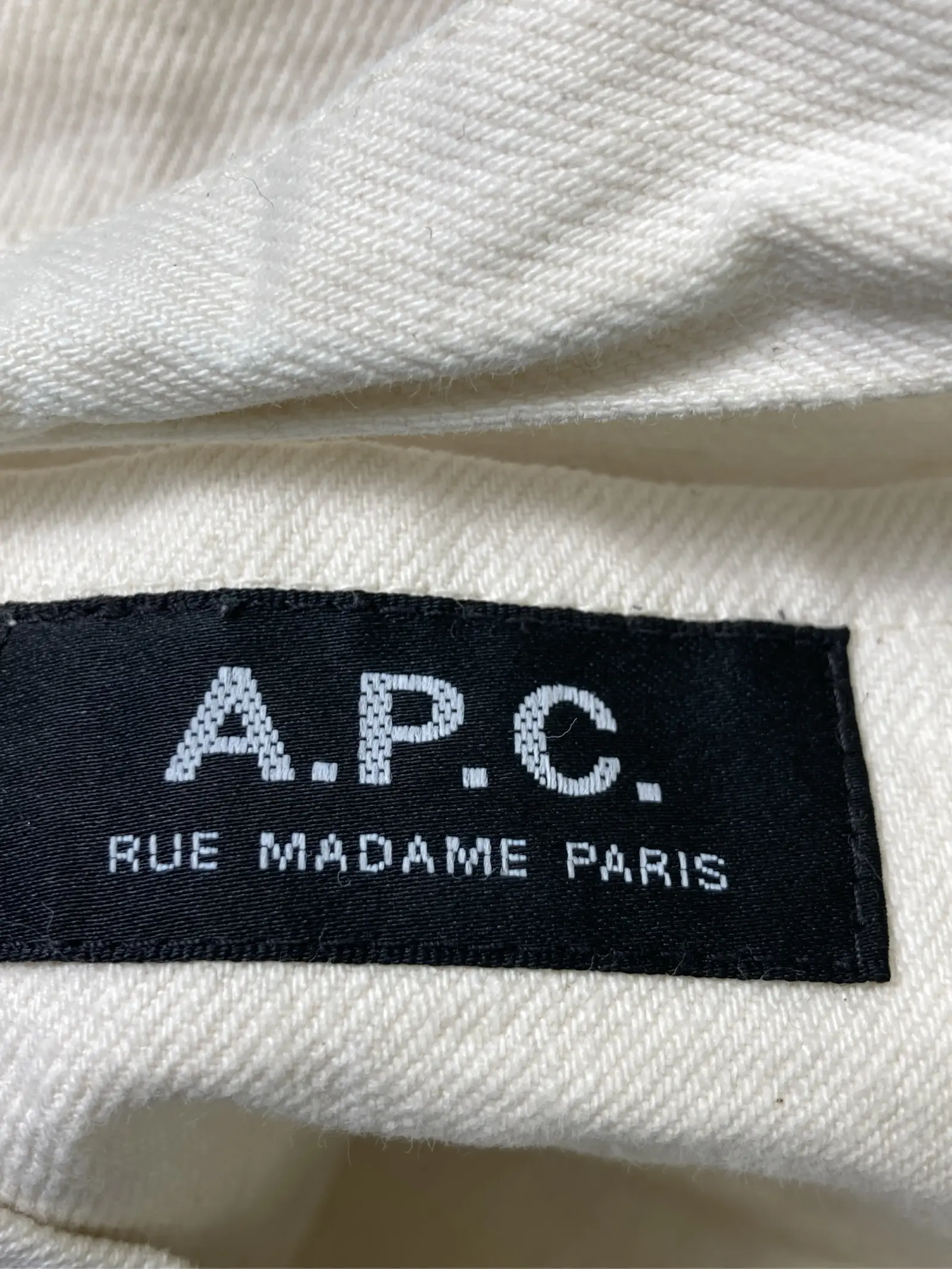 https://r2-worker.digdig.jp/product/b21ed24d-1074-41ac-9178-558ce431311c/4edce9e8-e4dc-4ded-8554-11018e80cf1c