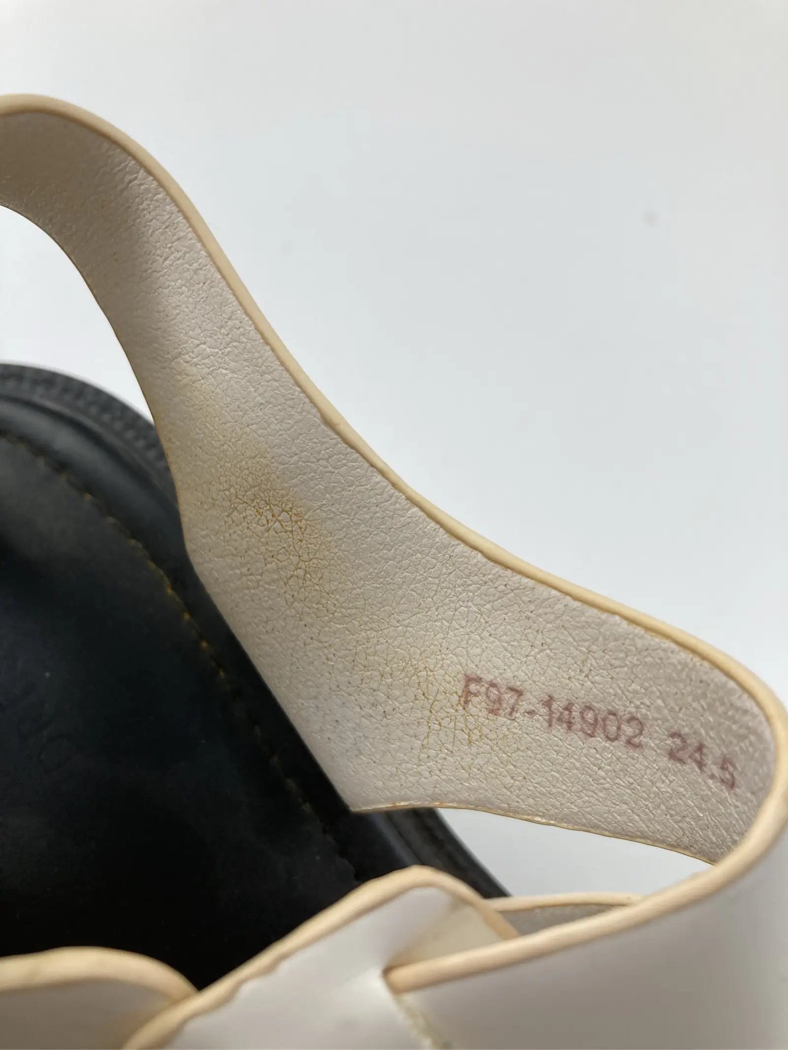 https://r2-worker.digdig.jp/product/b234d26f-4a39-4122-a5cc-b5d634f1ed25/943cd126-2458-41de-8528-5e7bdcb39430