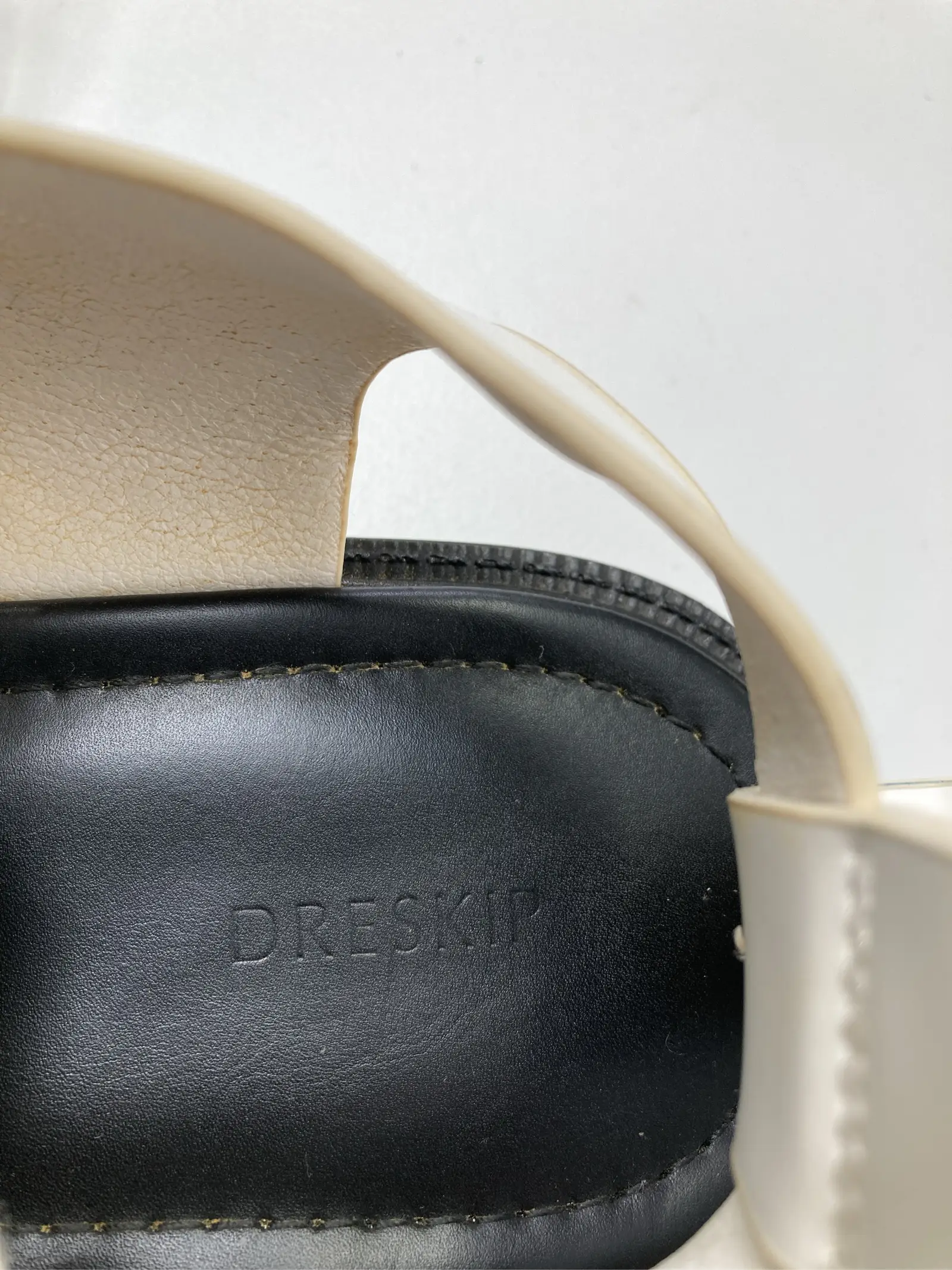 https://r2-worker.digdig.jp/product/b234d26f-4a39-4122-a5cc-b5d634f1ed25/b4a8ec9b-0eea-4dd0-834d-058f01259039