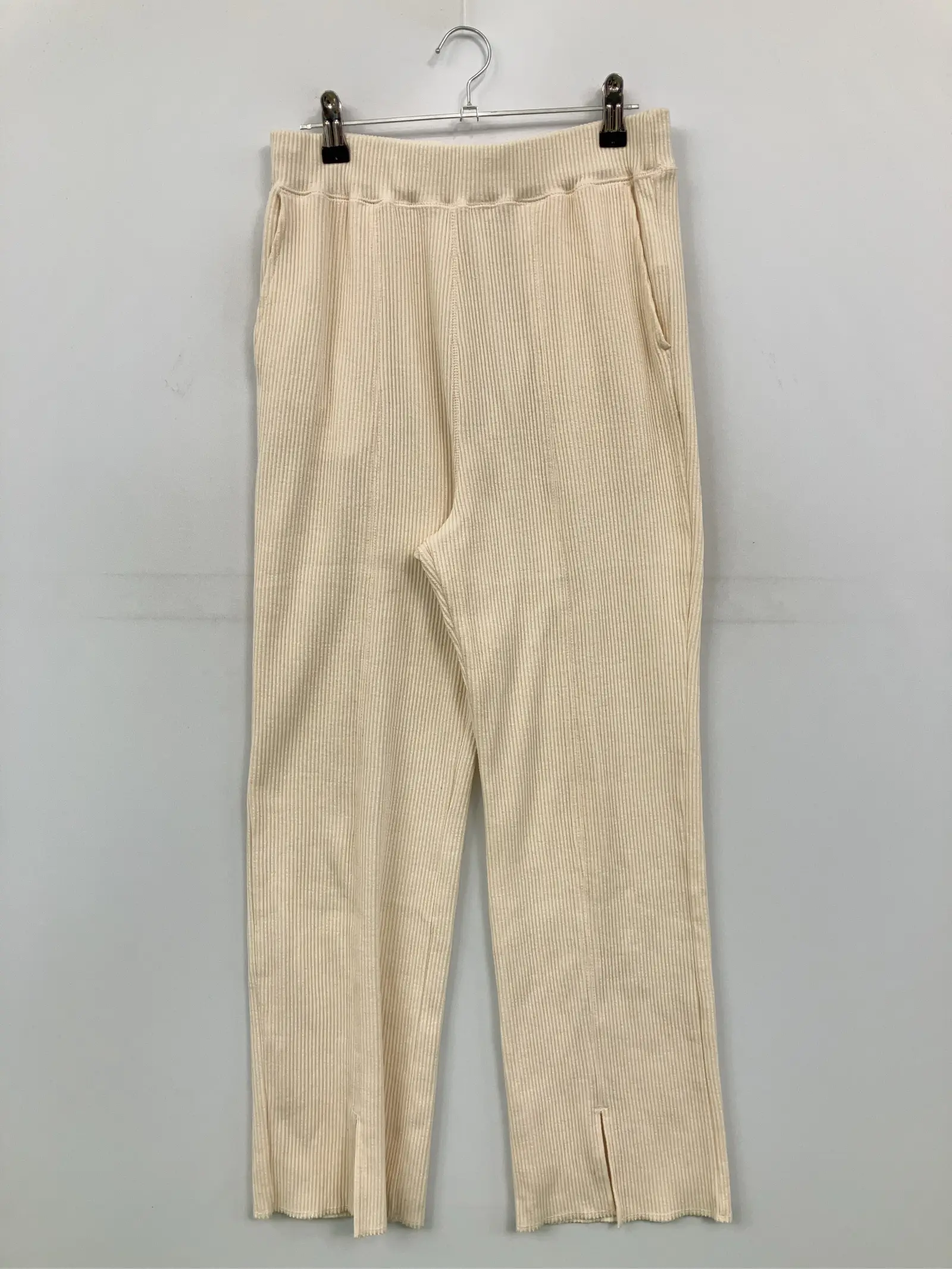 https://r2-worker.digdig.jp/product/b37beeed-a39f-49c3-a059-0554b2de2ebe/cd98df83-9360-4780-b4bf-0bc0861a7901