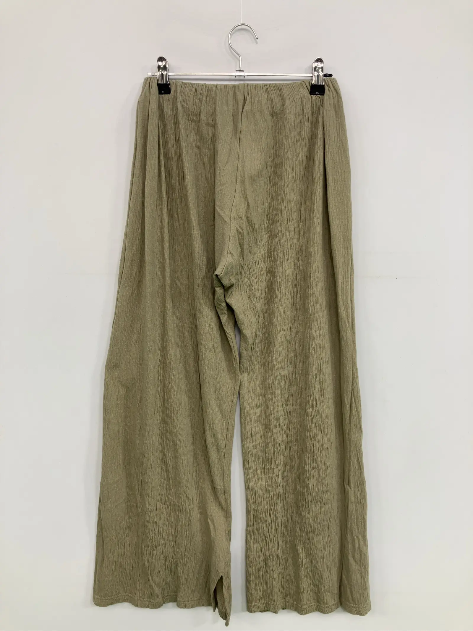 https://r2-worker.digdig.jp/product/b3992aee-29f5-47fa-b0b4-a15094360d57/17b27605-f51e-4692-8f9f-fdee406c2658
