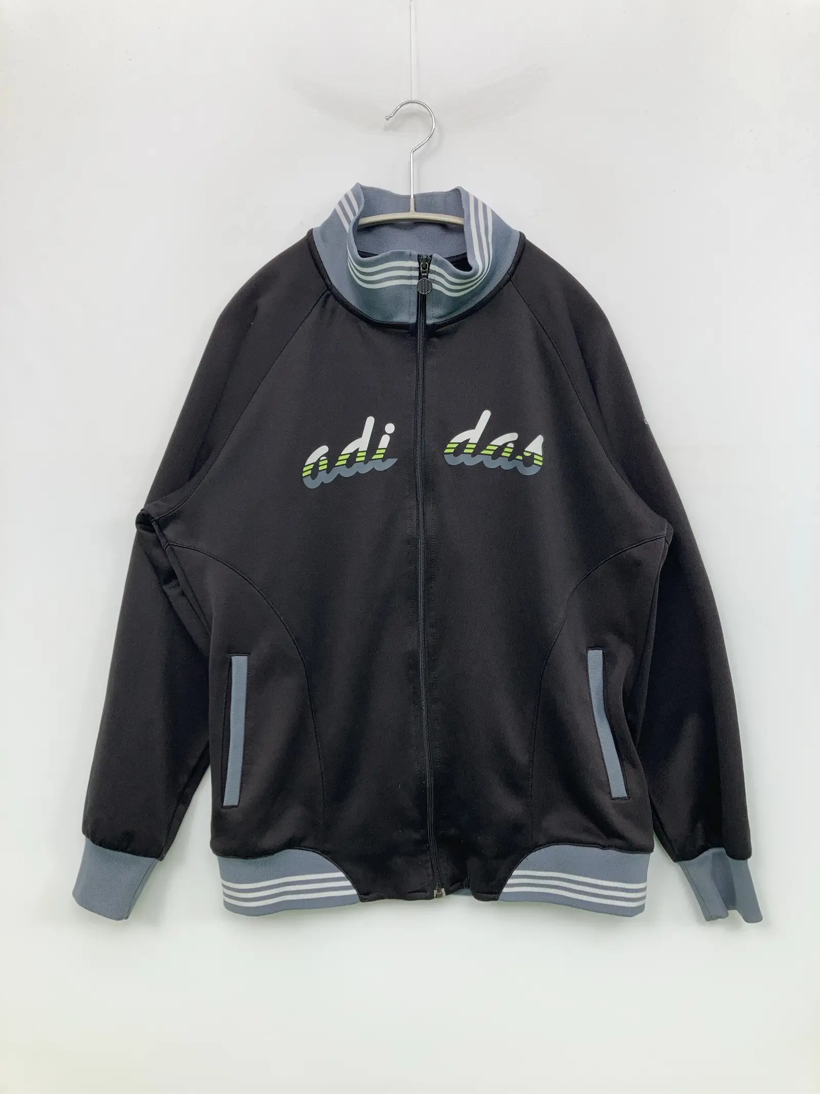 https://r2-worker.digdig.jp/product/b3f4cfb5-3292-4c18-be2a-cbdfc0fabddf/dbf8dc5a-d09d-44c3-ae7c-36b5799952fa